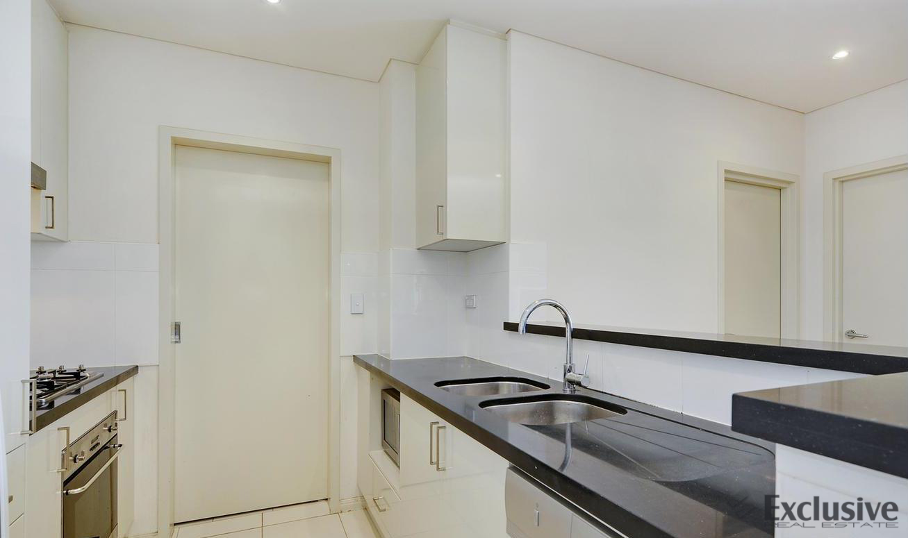 913 / 1C Burdett Street, Hornsby