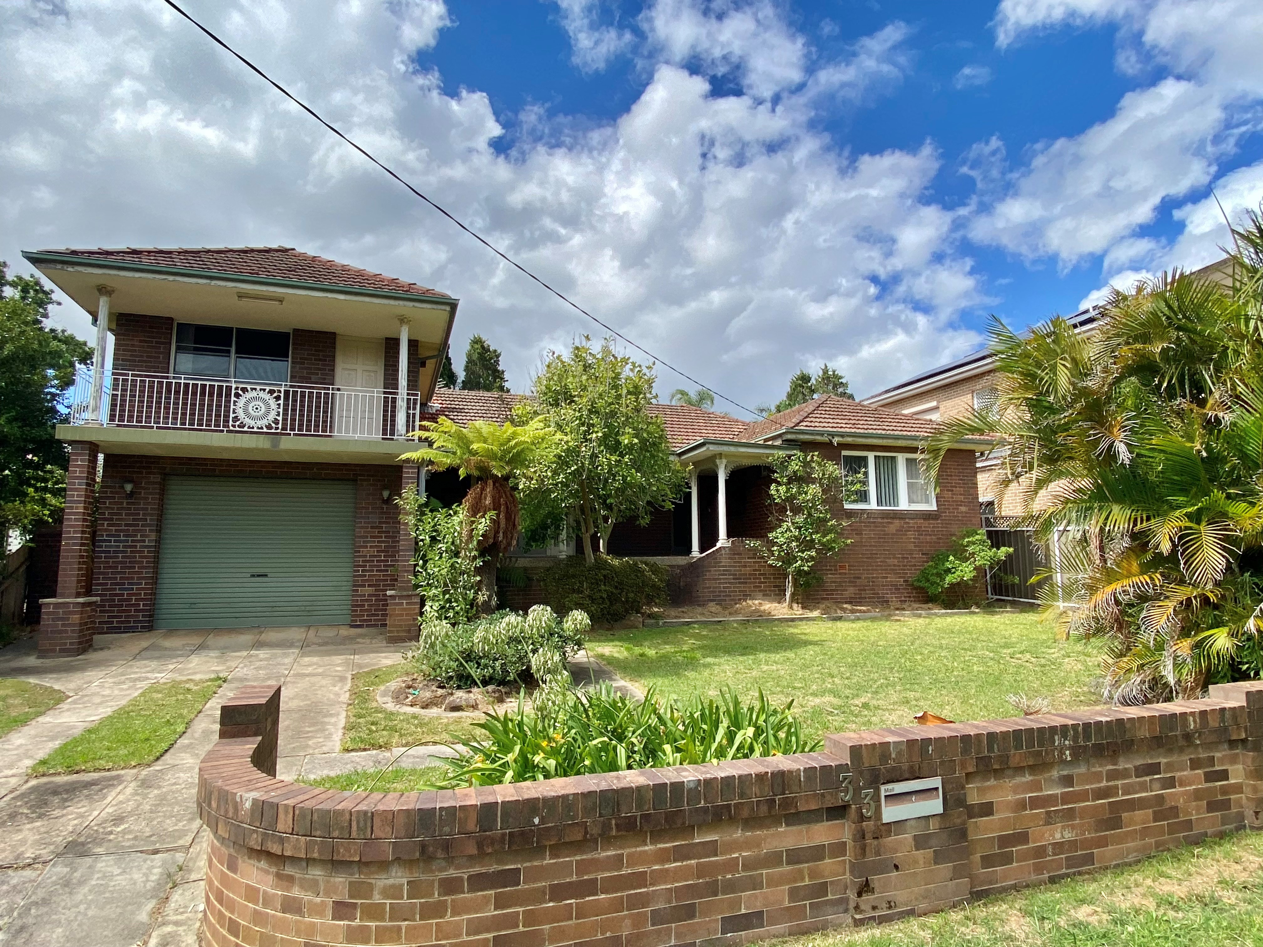 33 Grove Avenue, Narwee