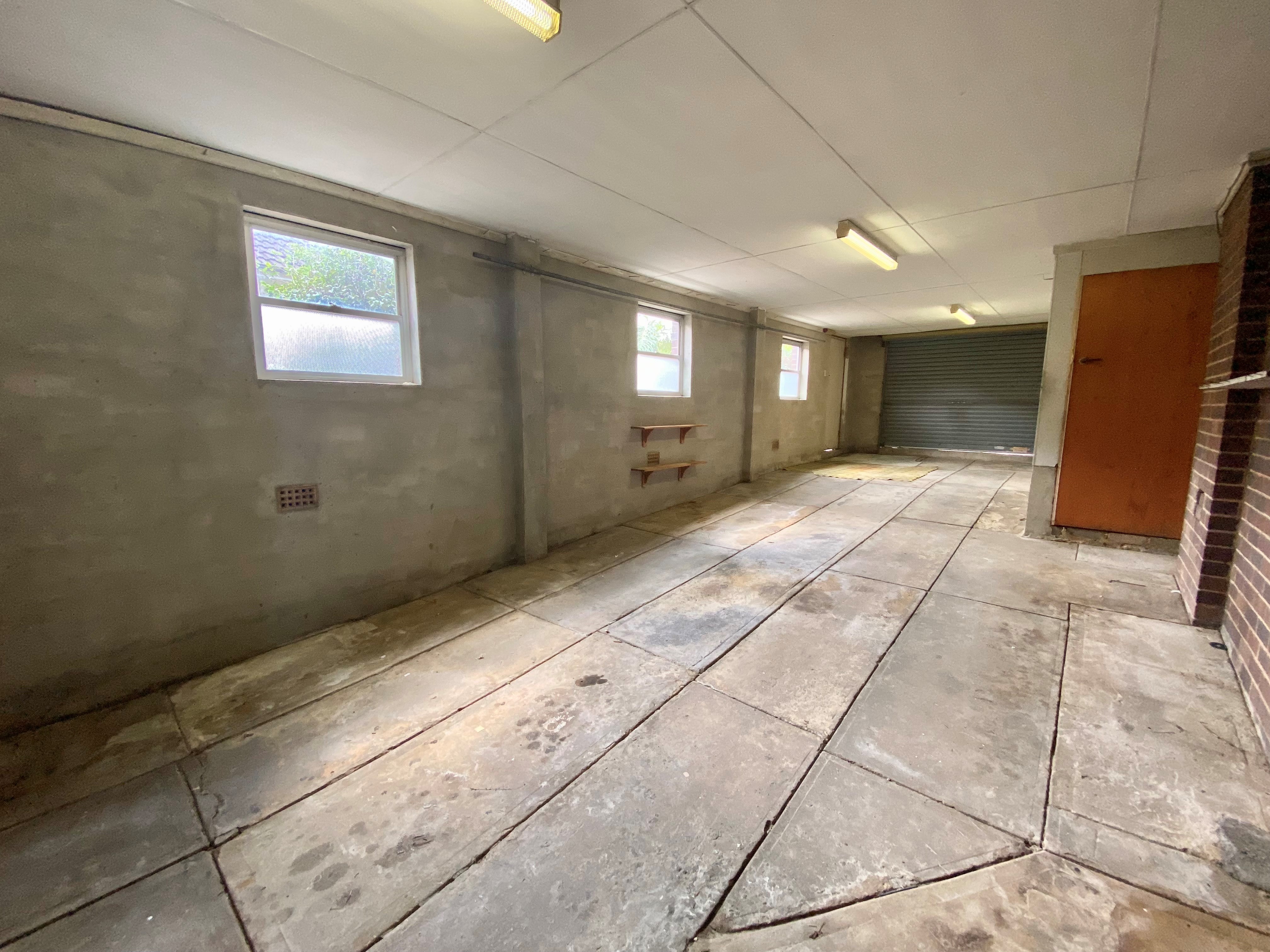 33 Grove Avenue, Narwee