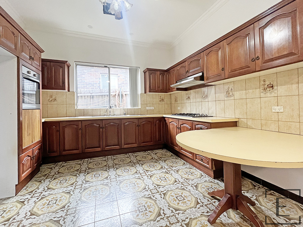 340 Lyons Road, Russell Lea