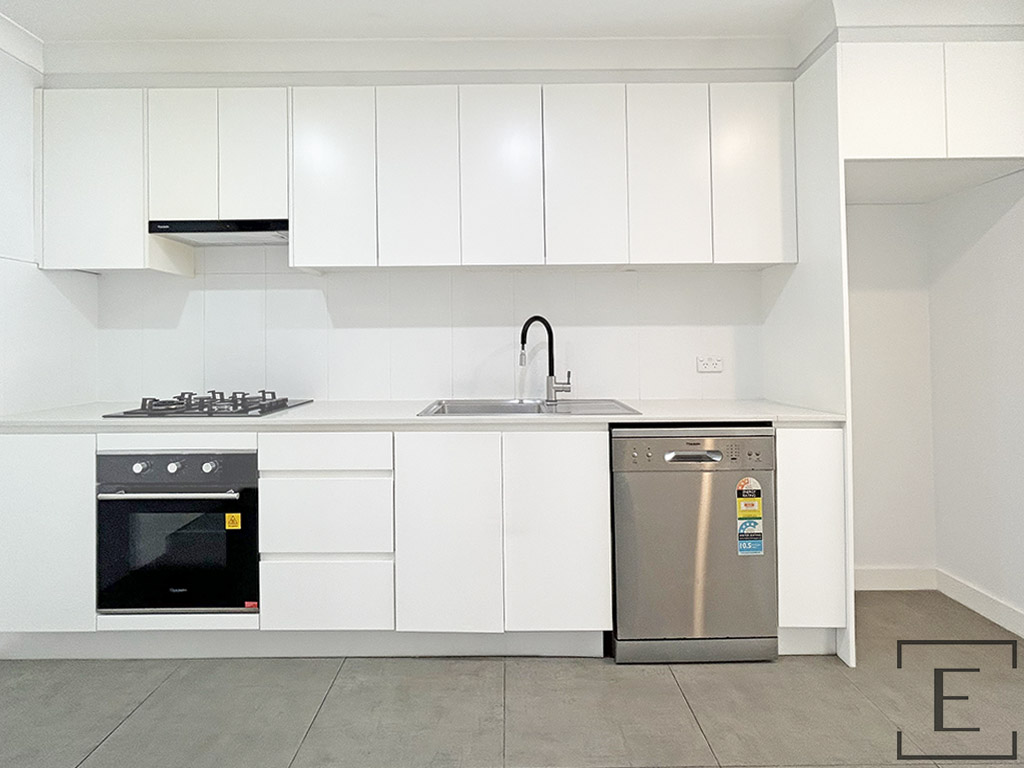 2 / 26 Lydbrook Street, Westmead