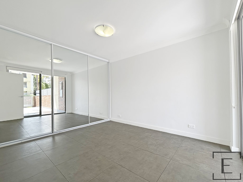 2 / 26 Lydbrook Street, Westmead