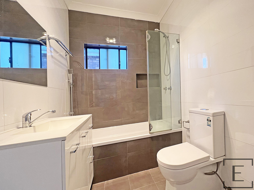 33 Karuah Street, Greenacre