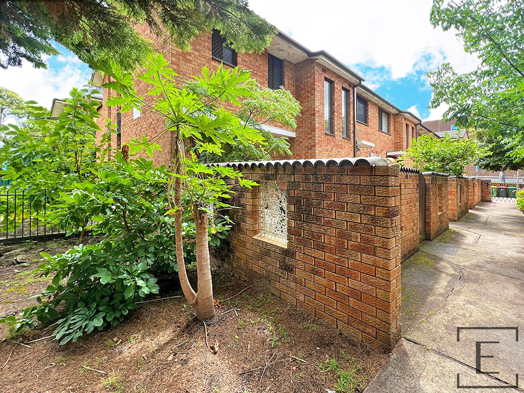 1 / 6 Homebush Road, Strathfield