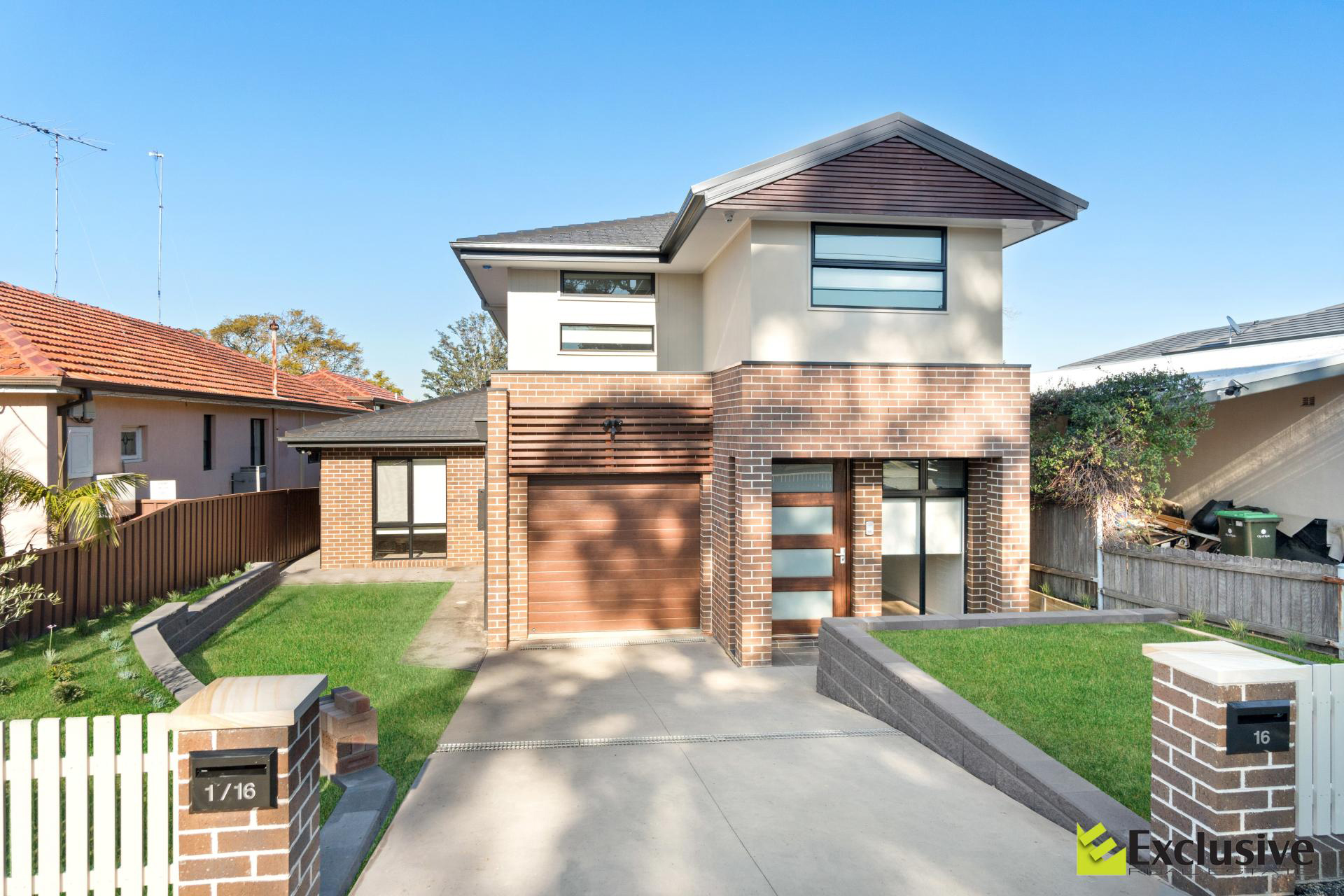 1 / 16 Warner Street, Gladesville