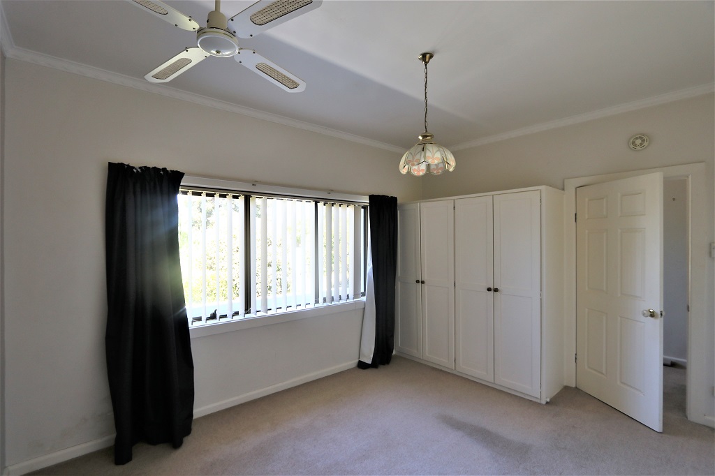 12 MacKenzie Street, Mount Gambier