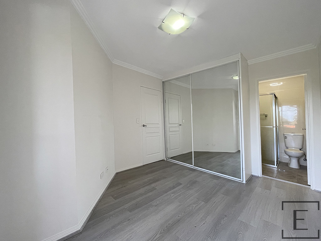 19 / 23 Hornsey Road, Homebush West