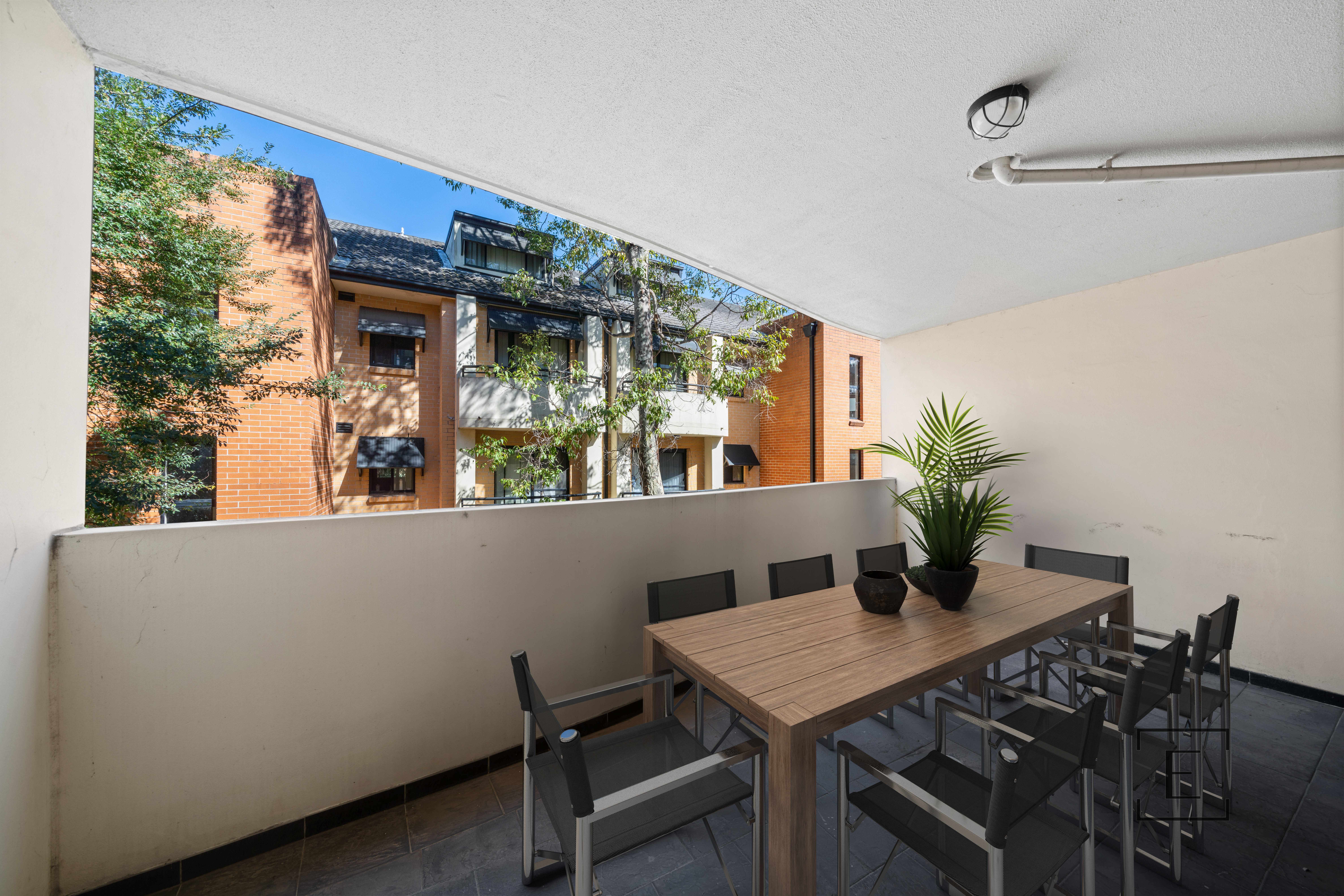 4 / 19-27 Eastbourne Road, Homebush West