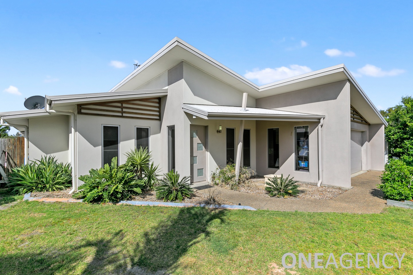 1 Lady Penrhyn Drive, Eli Waters