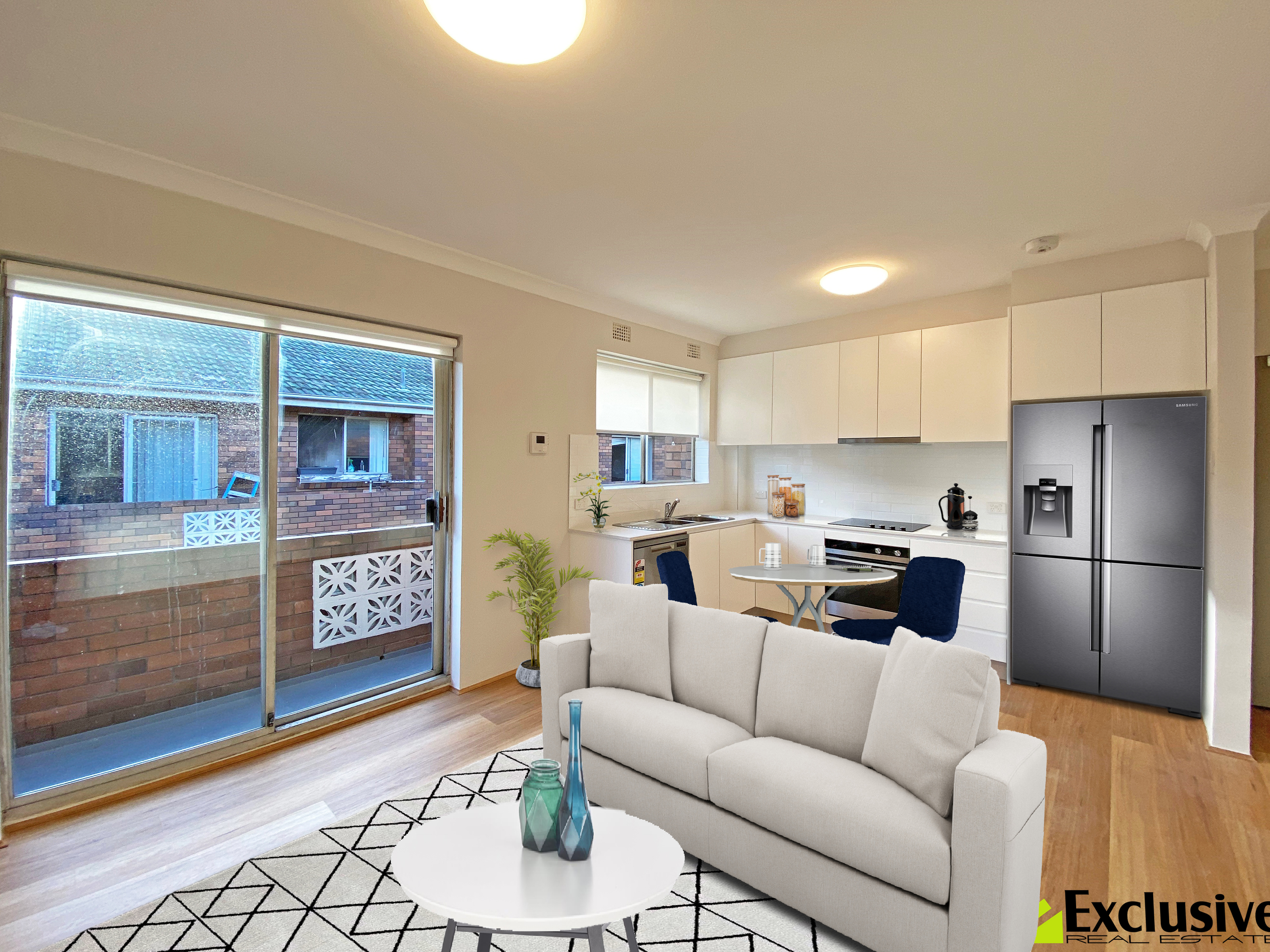 10 / 2 Macintosh Street, Mascot