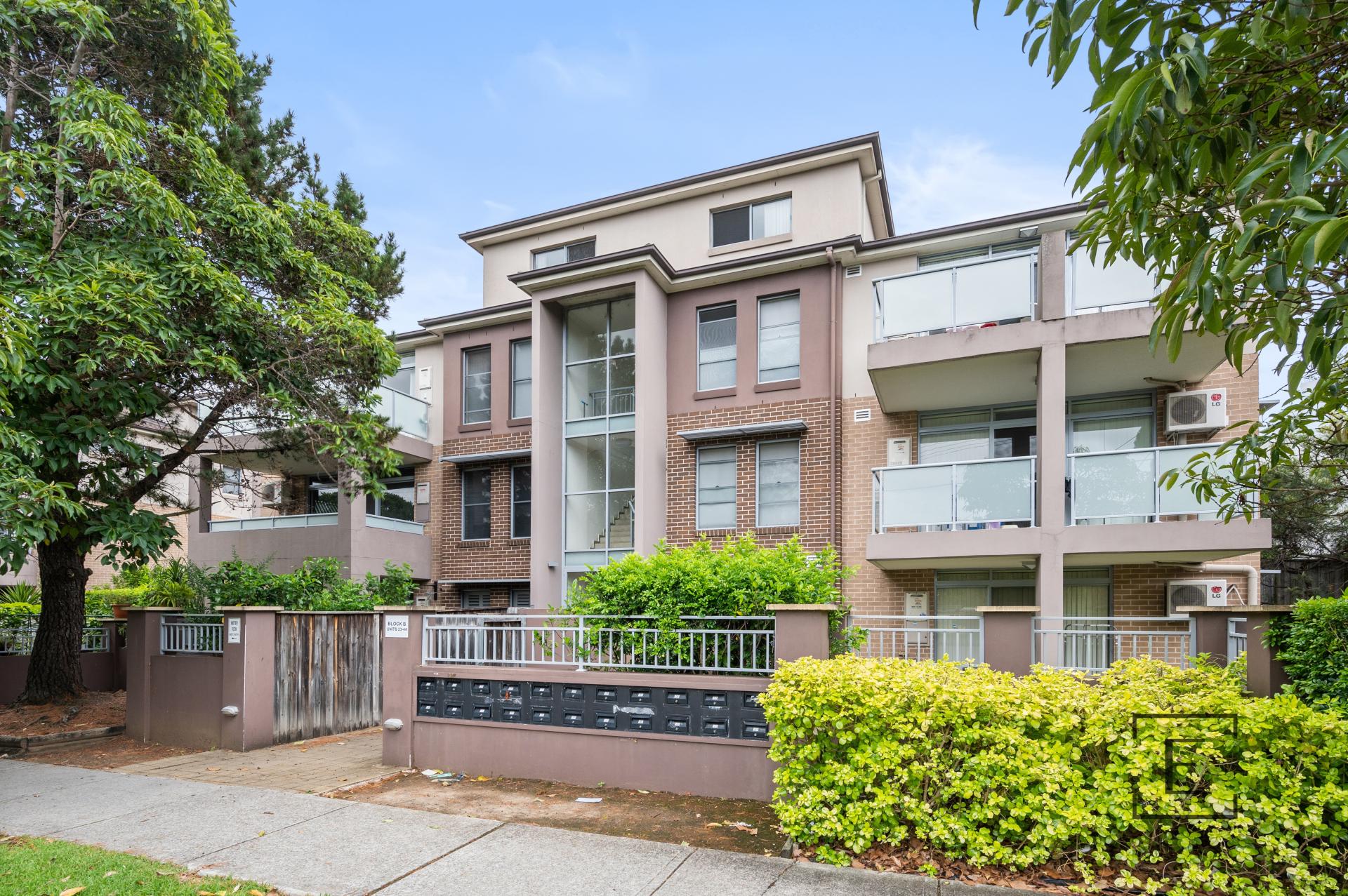 37 / 23-31 Hornsey Road, Homebush West