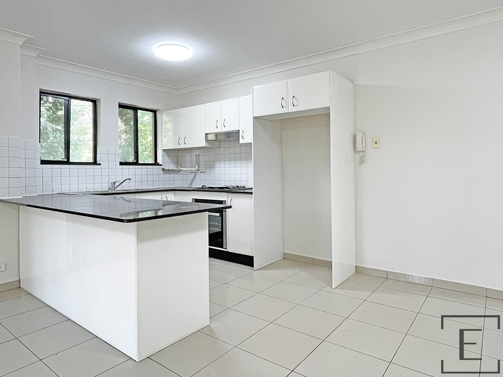 8 / 123 Arthur Street, Homebush West