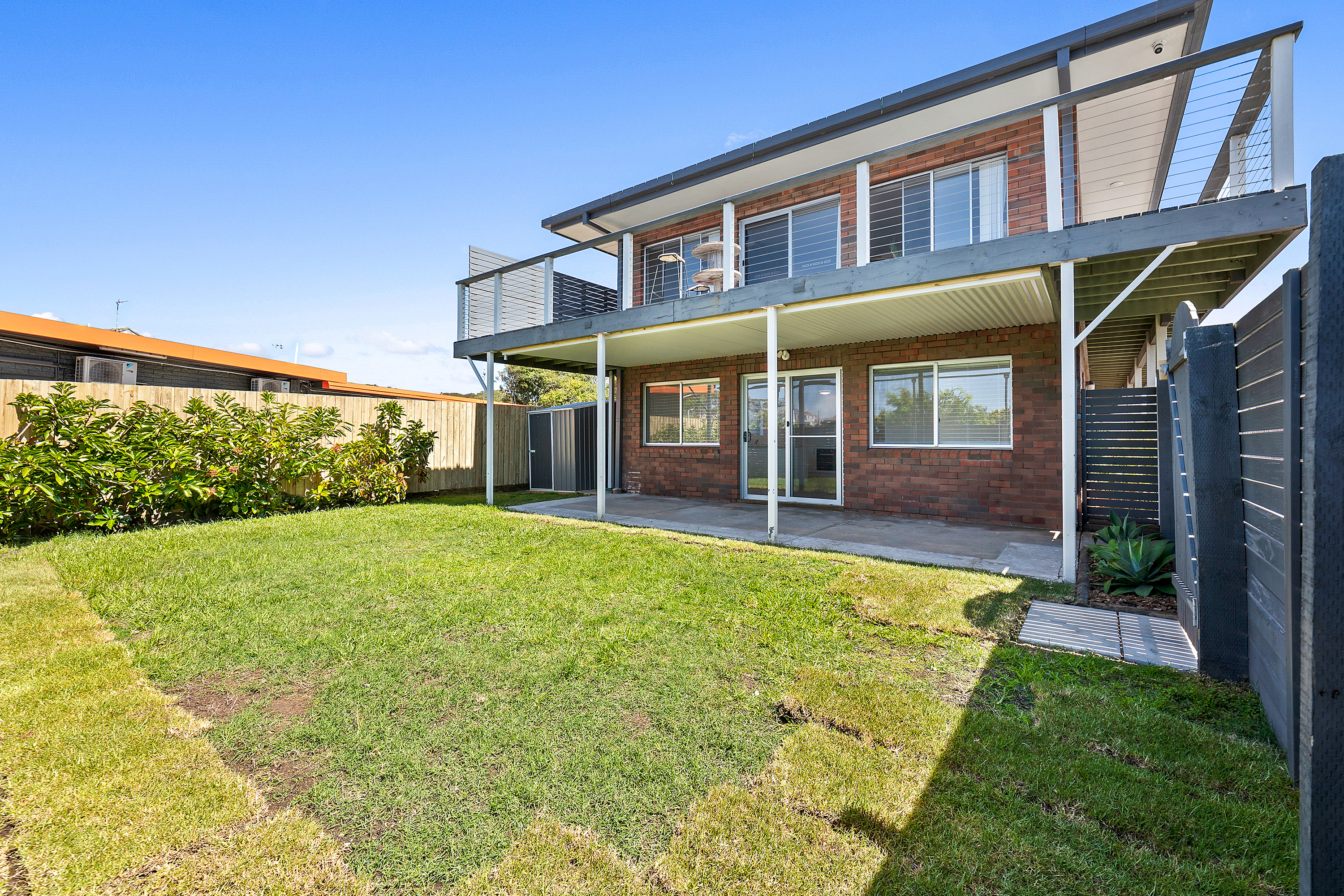 1 / 70 Princes Highway, Narooma