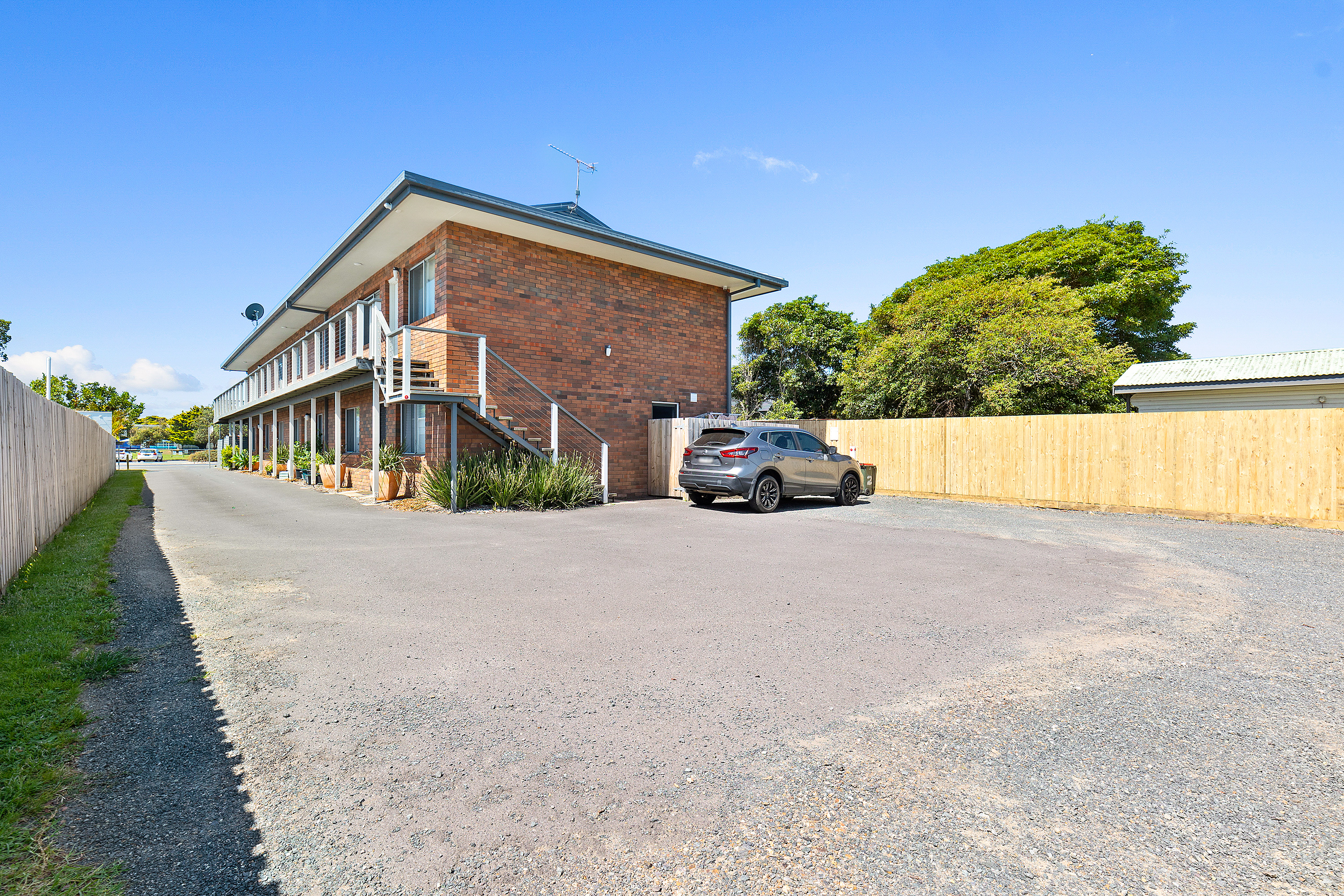 1 / 70 Princes Highway, Narooma