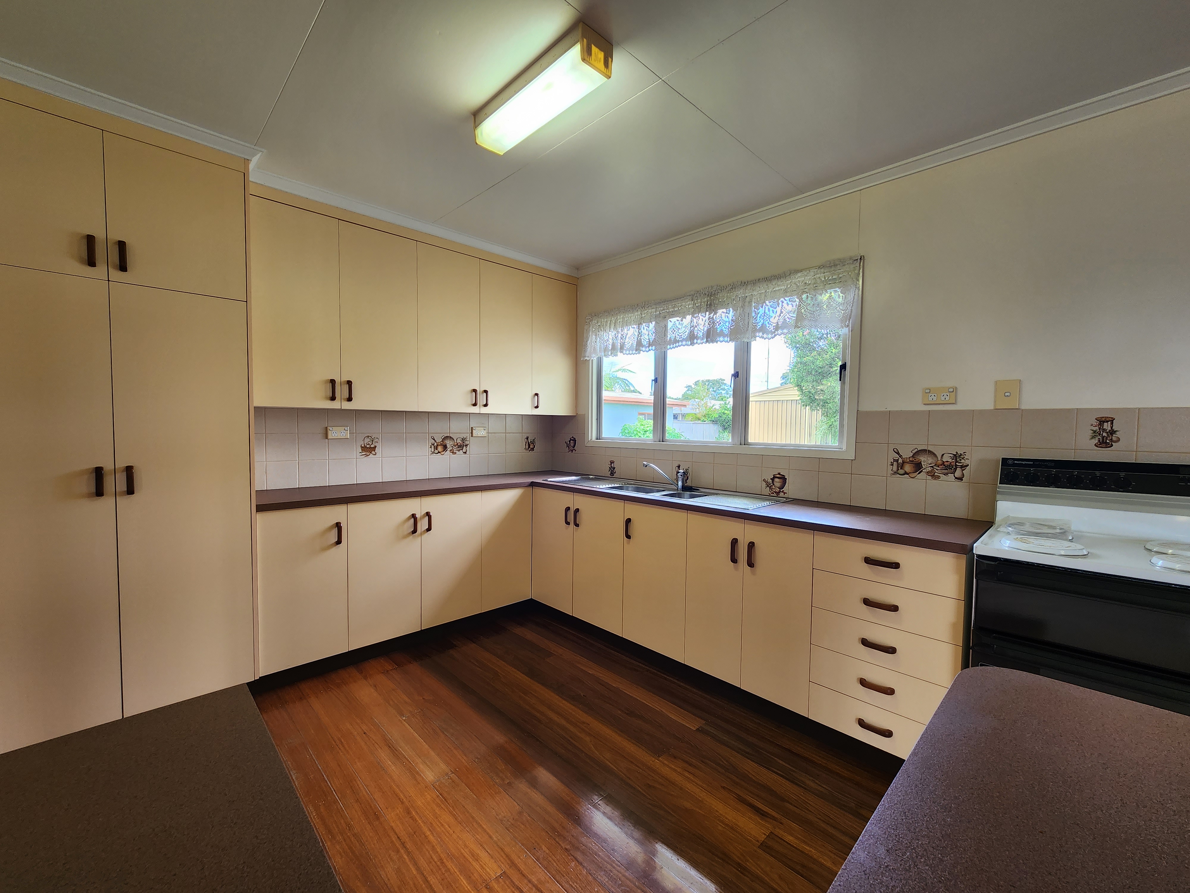 15 Gray Street, Atherton