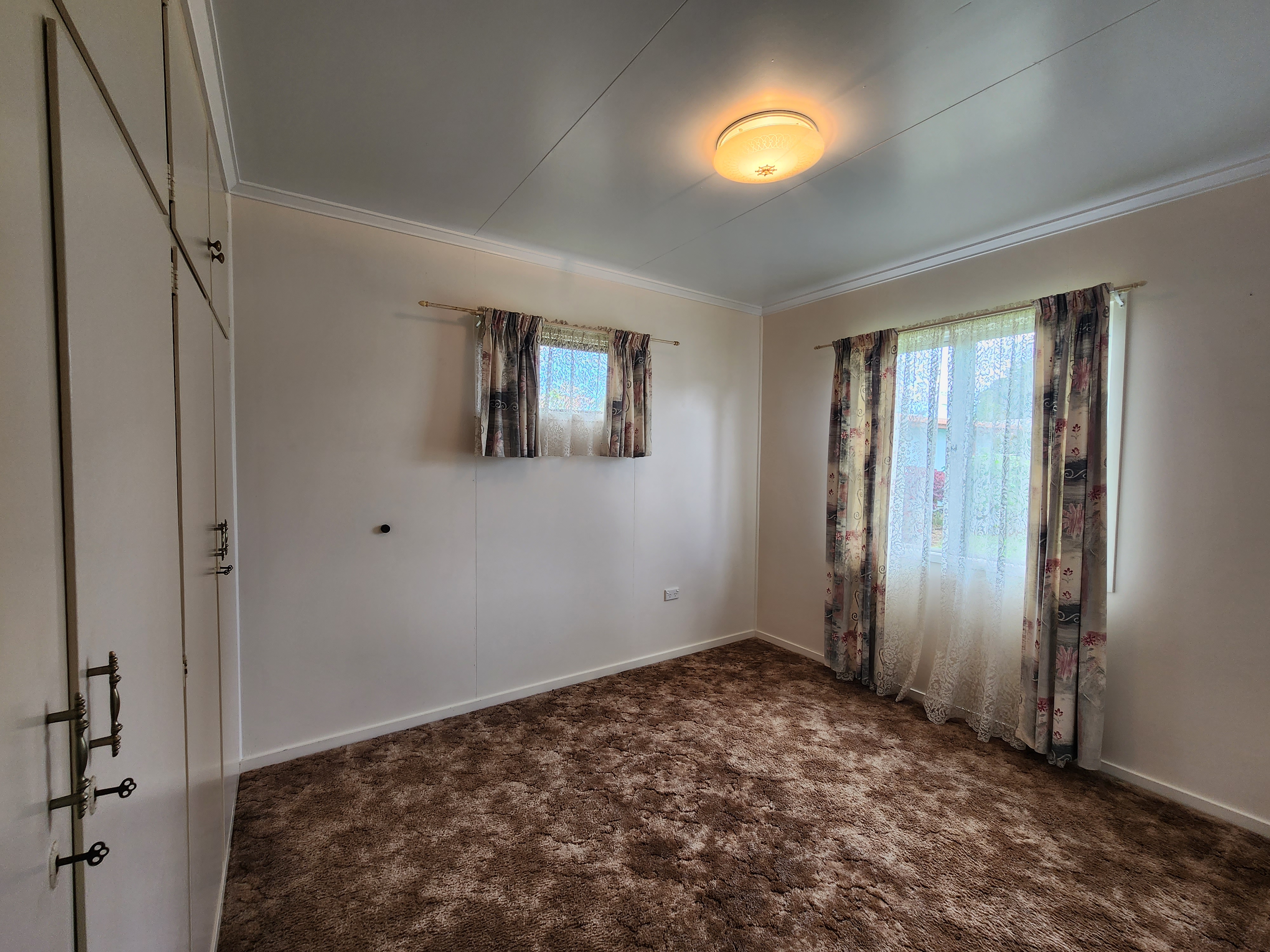 15 Gray Street, Atherton