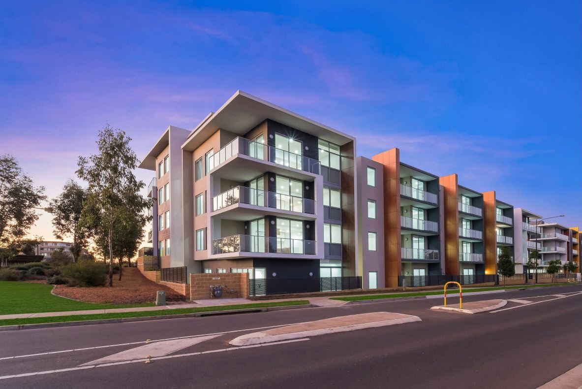 A311 / 98 Lakeside Parade, Jordan Springs