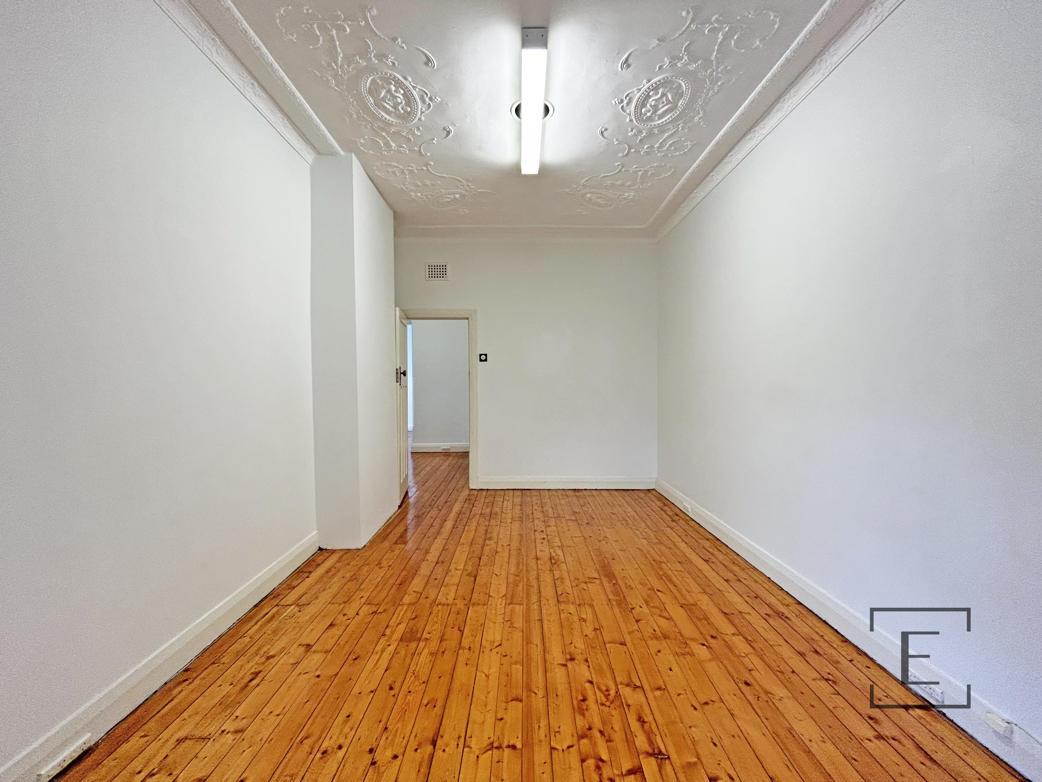 1 / 296 Lyons Road, Five Dock