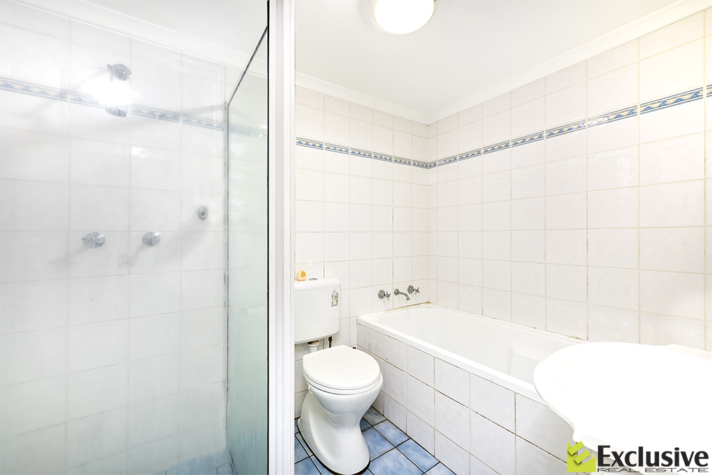 10 / 38-40 Marlborough Road, Homebush West