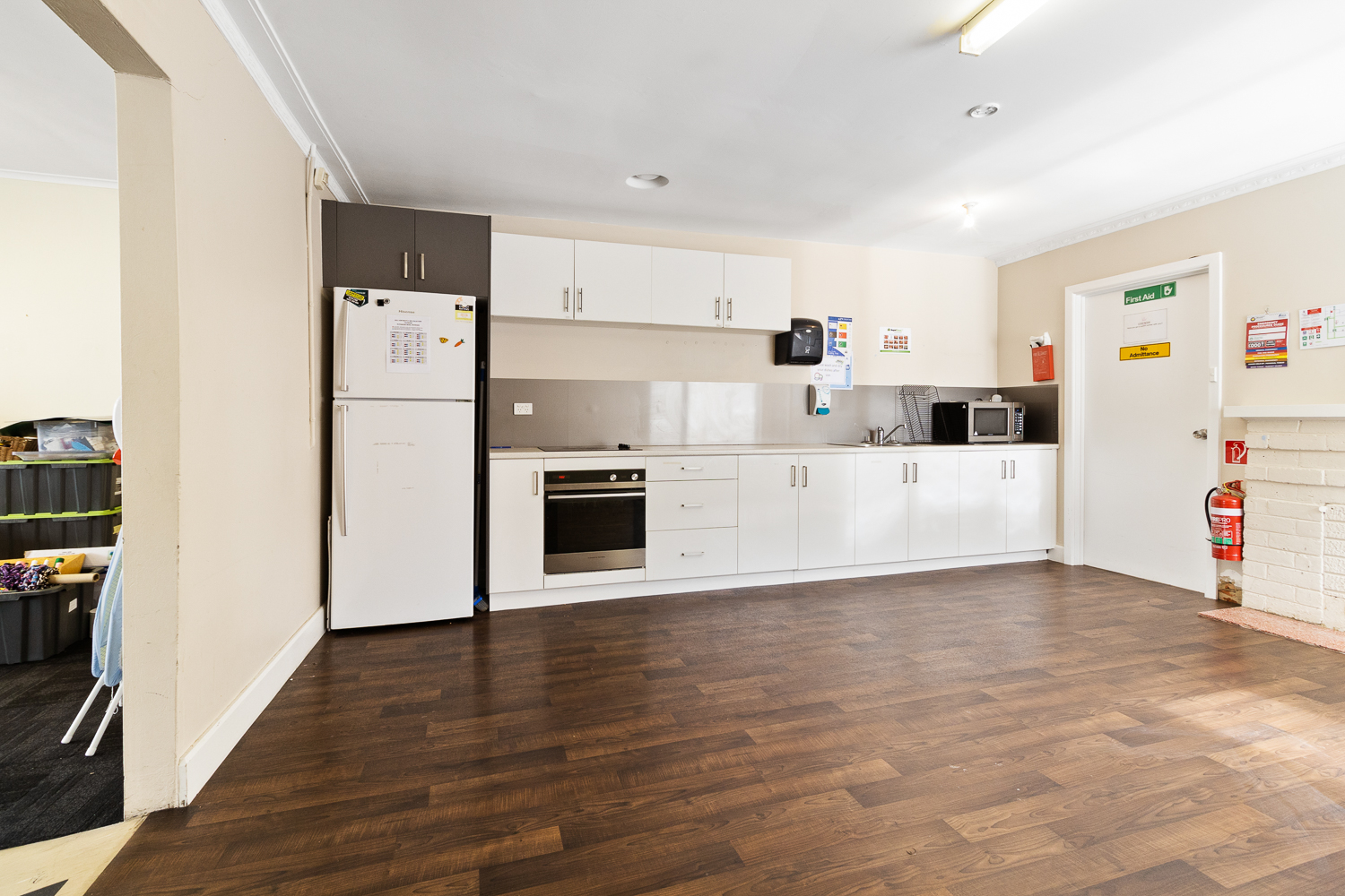 78 Pomona Road, Riverside