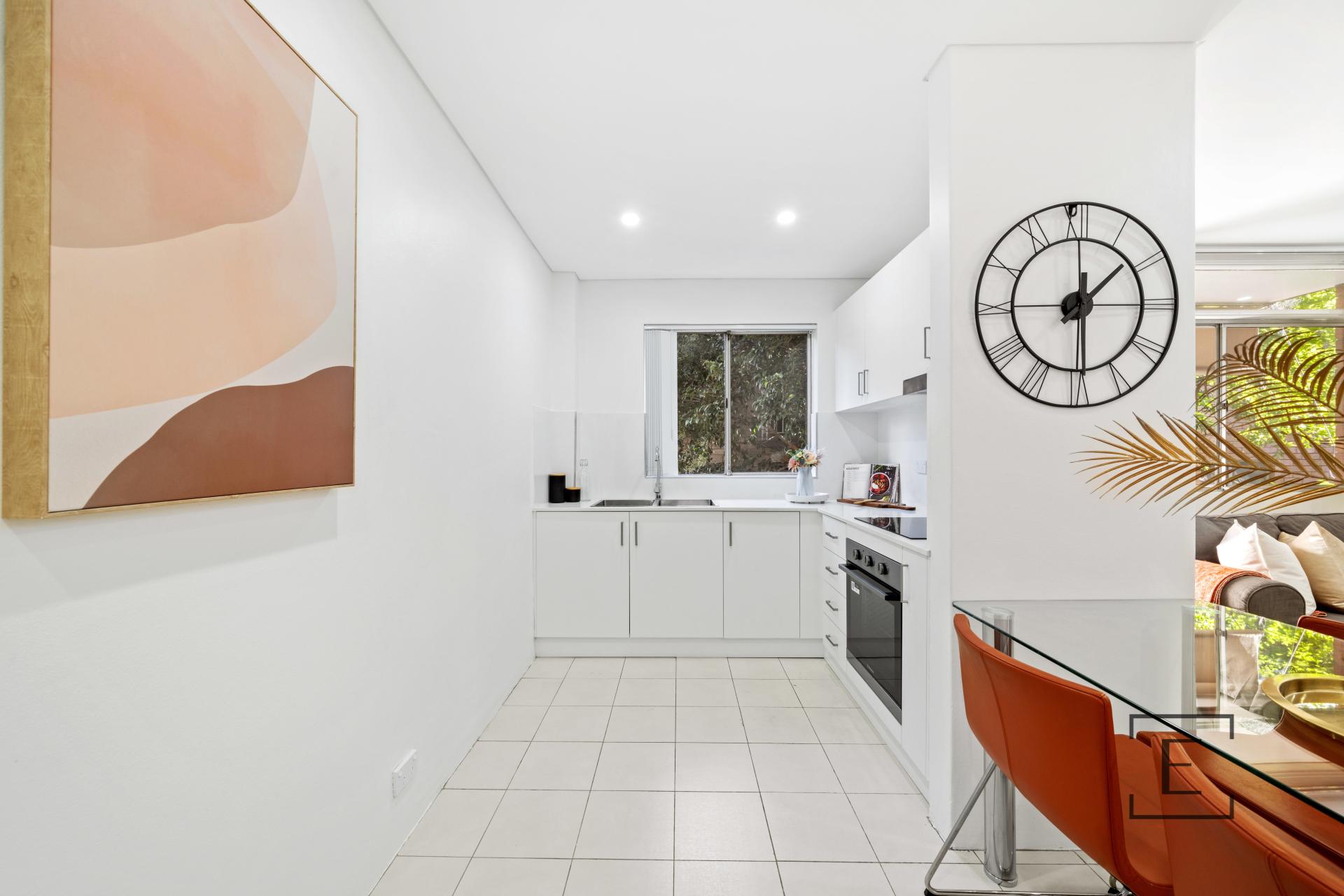 8 / 22 Hornsey Road, Homebush West