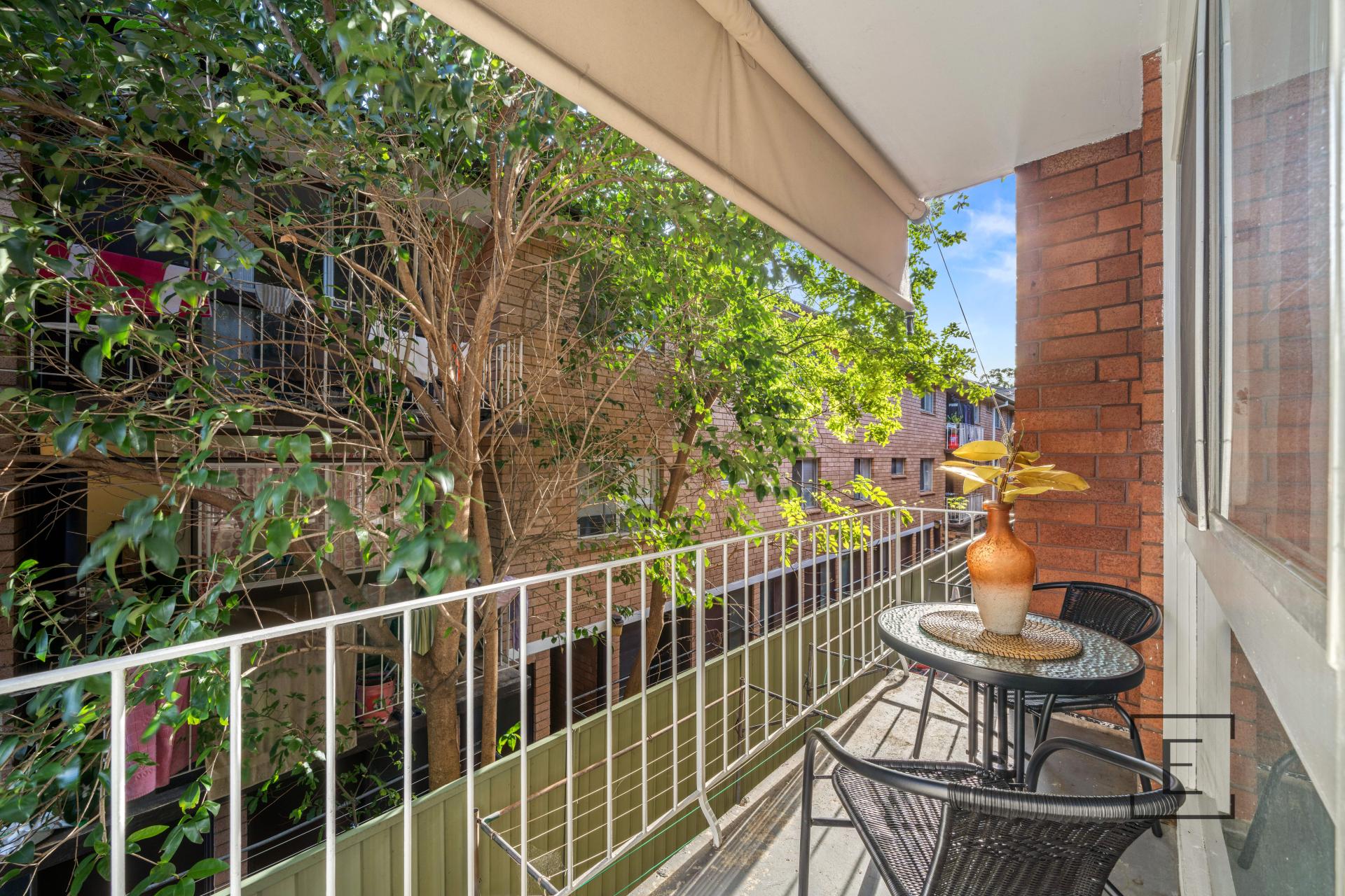 8 / 22 Hornsey Road, Homebush West