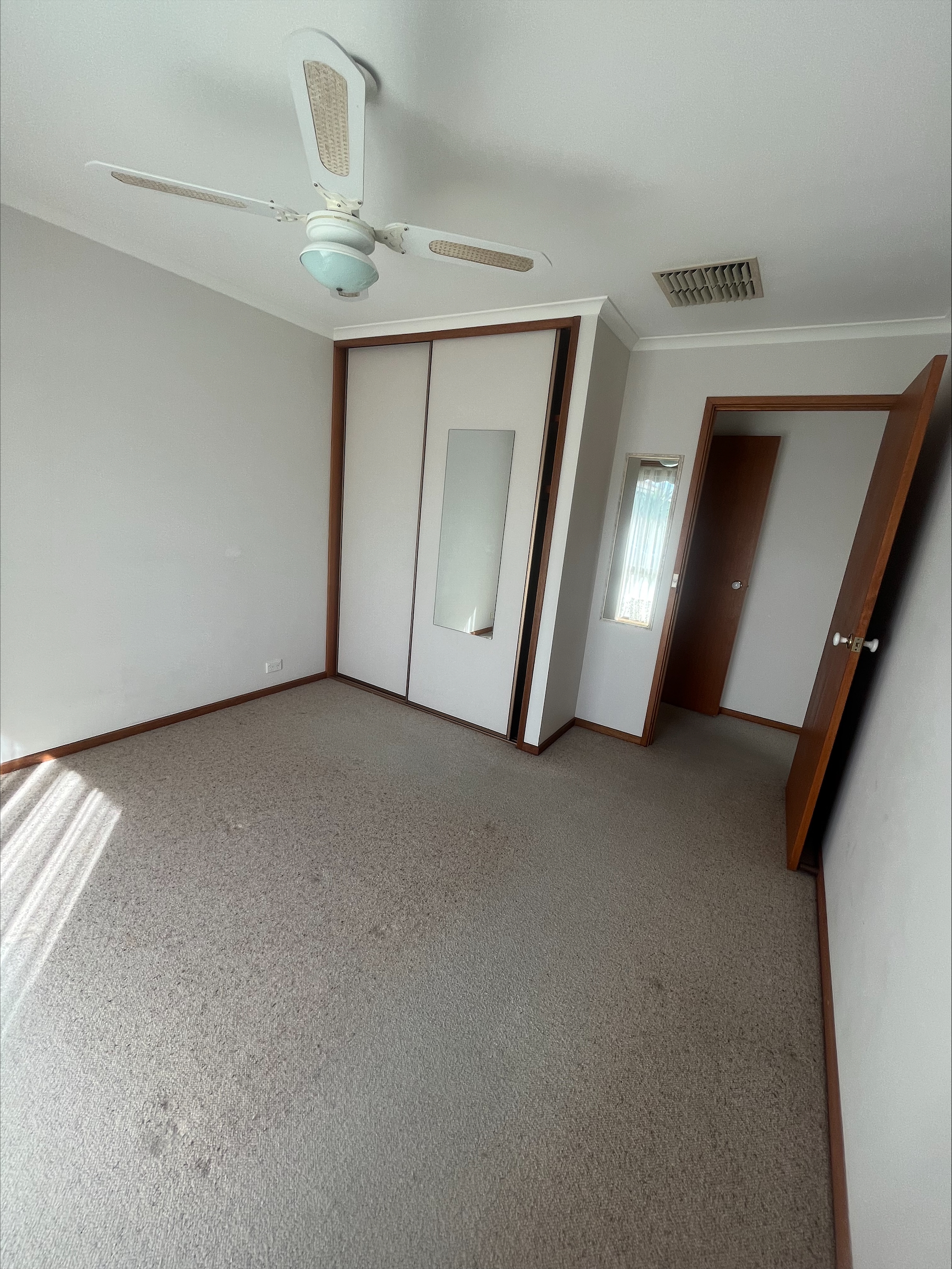 1 / 4 Kingston Court, Wangaratta