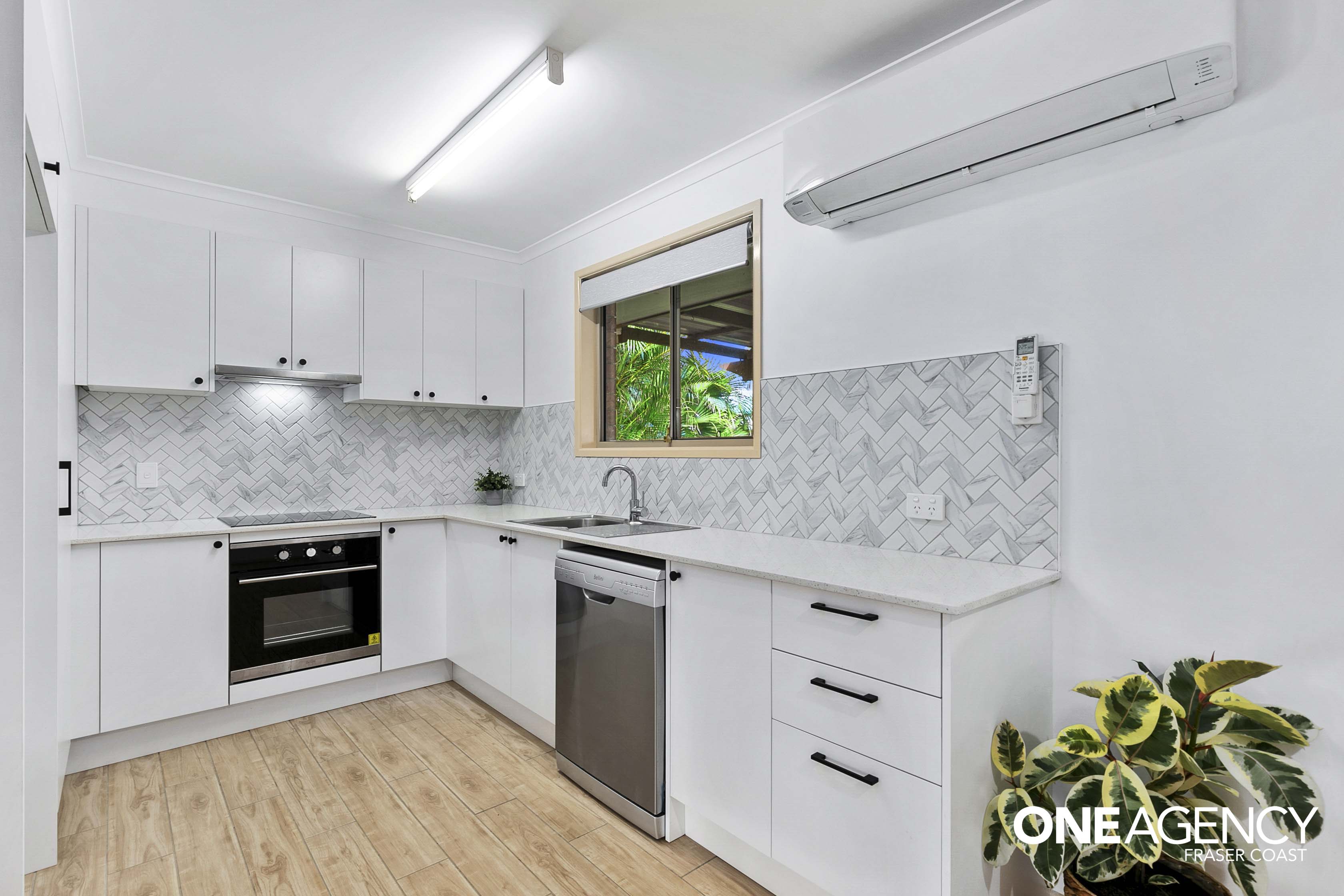 3 Lido Parade, Urangan