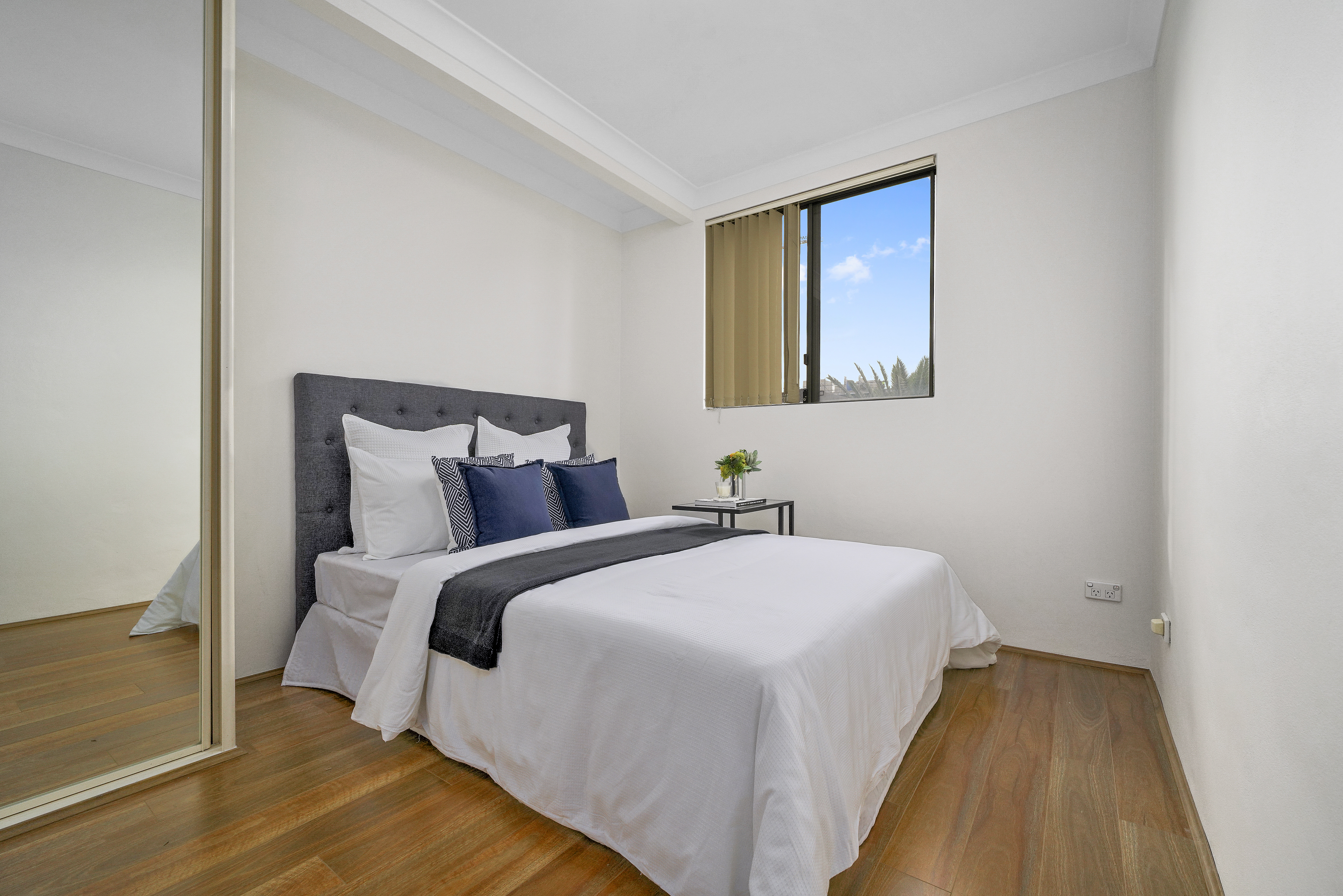 26 / 11-13 Crane Street, Homebush