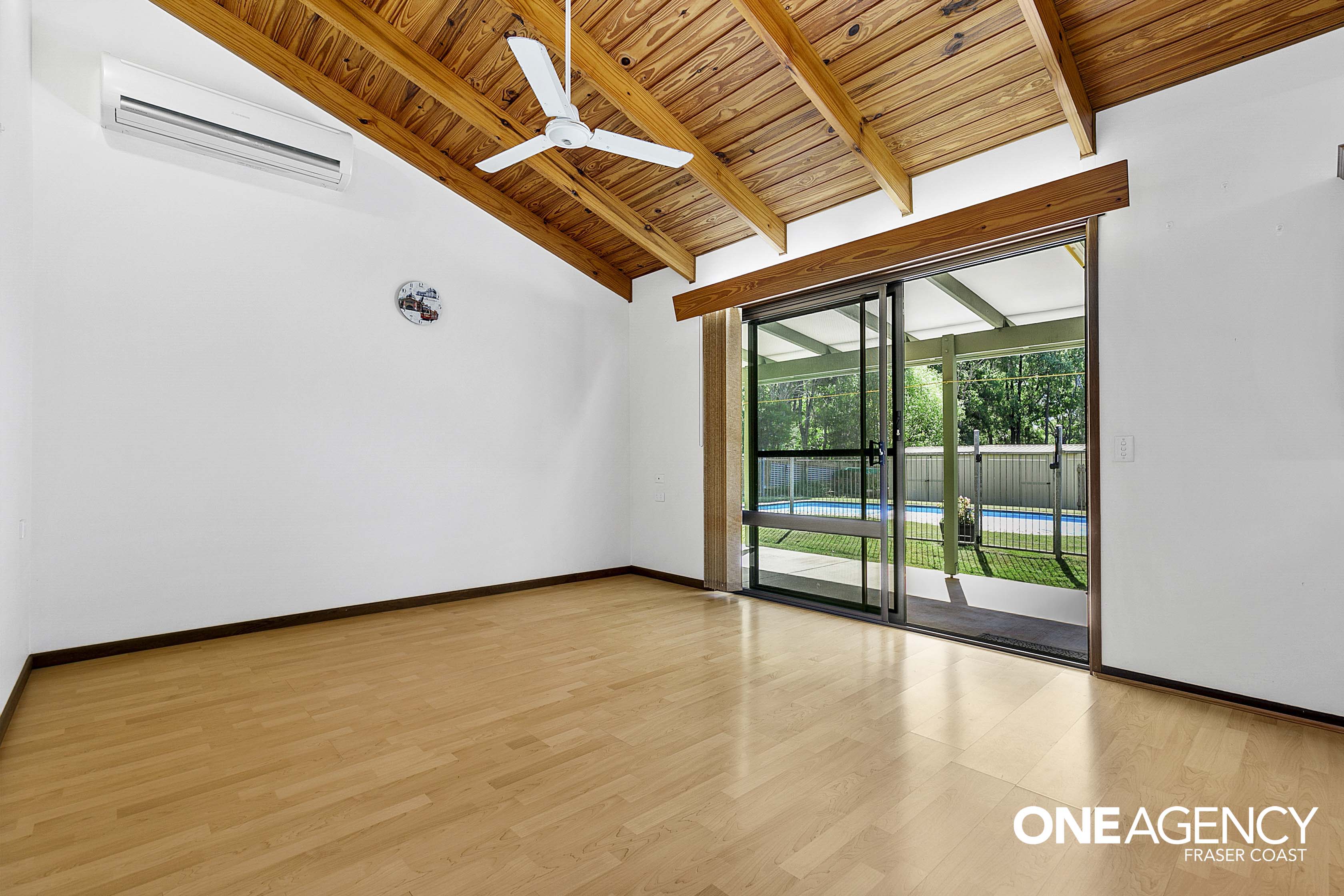 18 Senor Avenue, Urangan