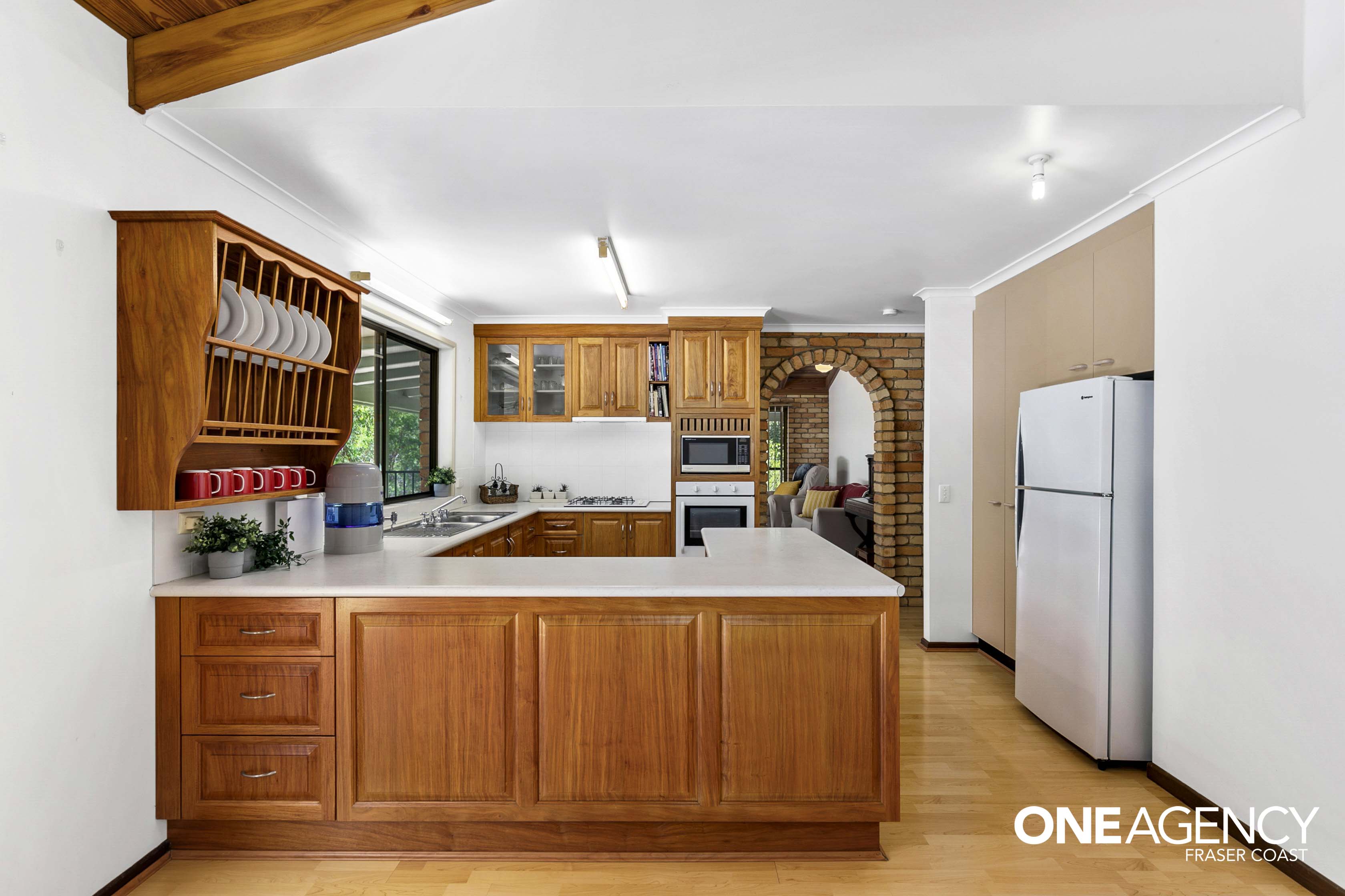 18 Senor Avenue, Urangan