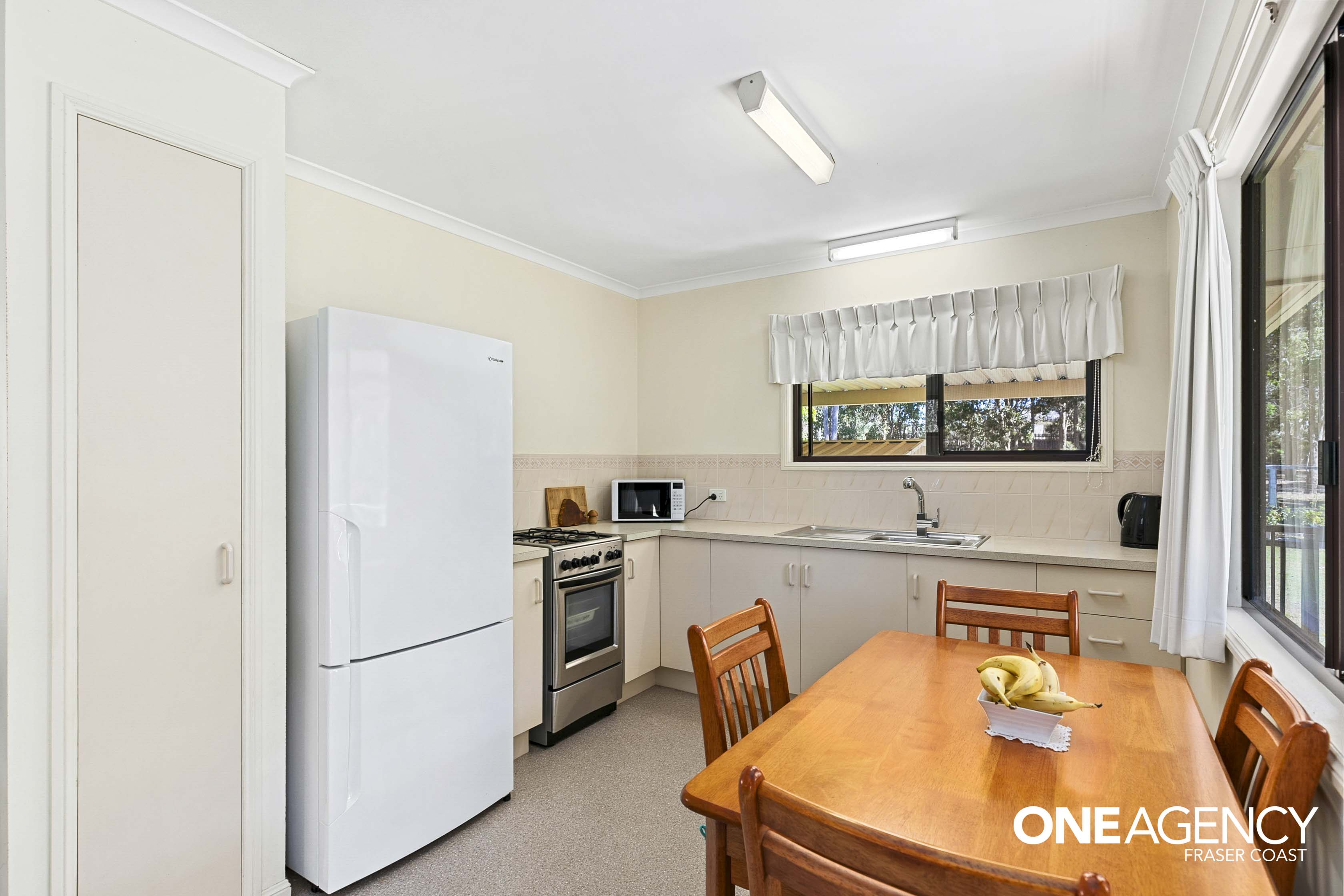 18 Senor Avenue, Urangan