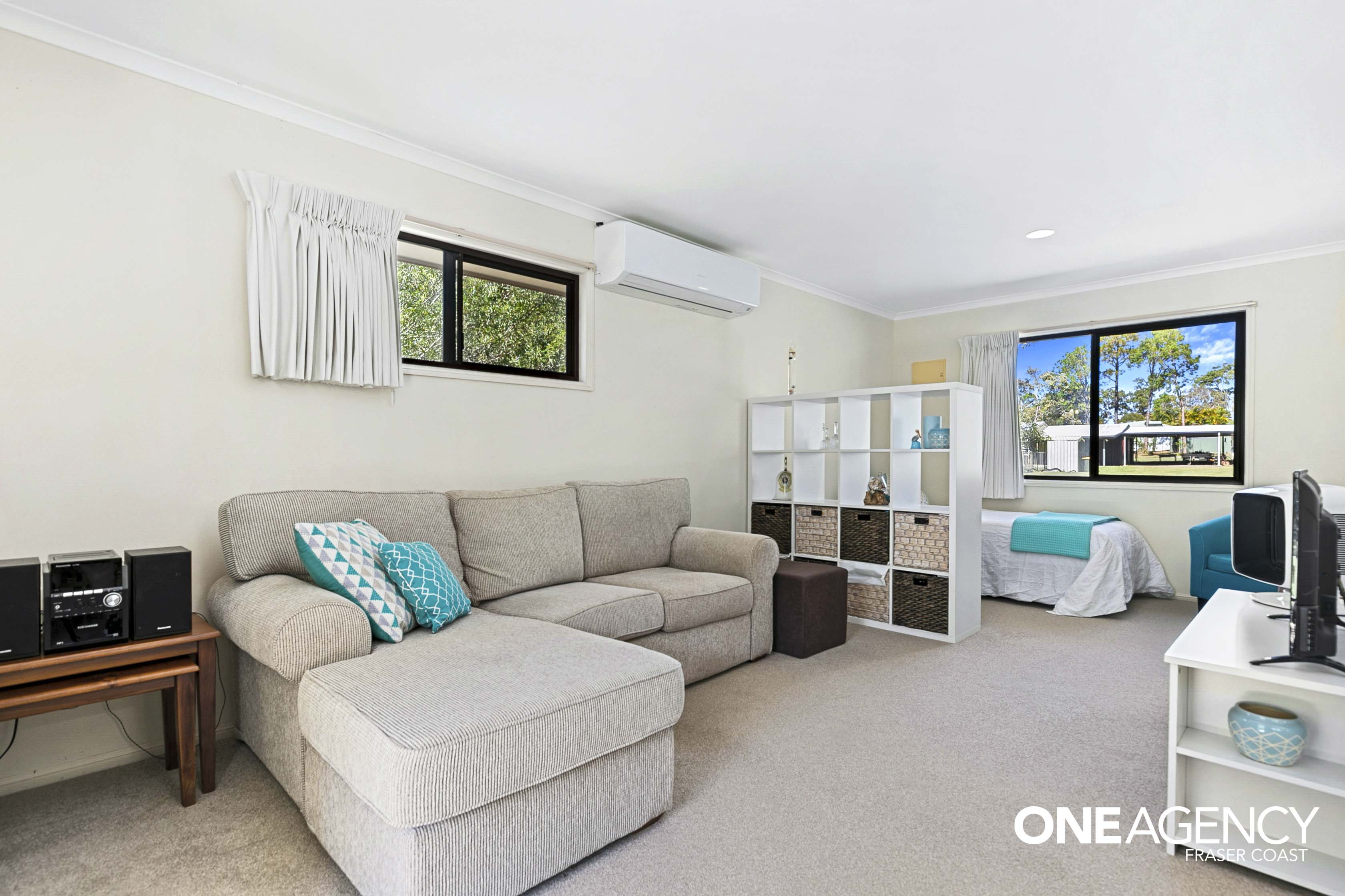 18 Senor Avenue, Urangan