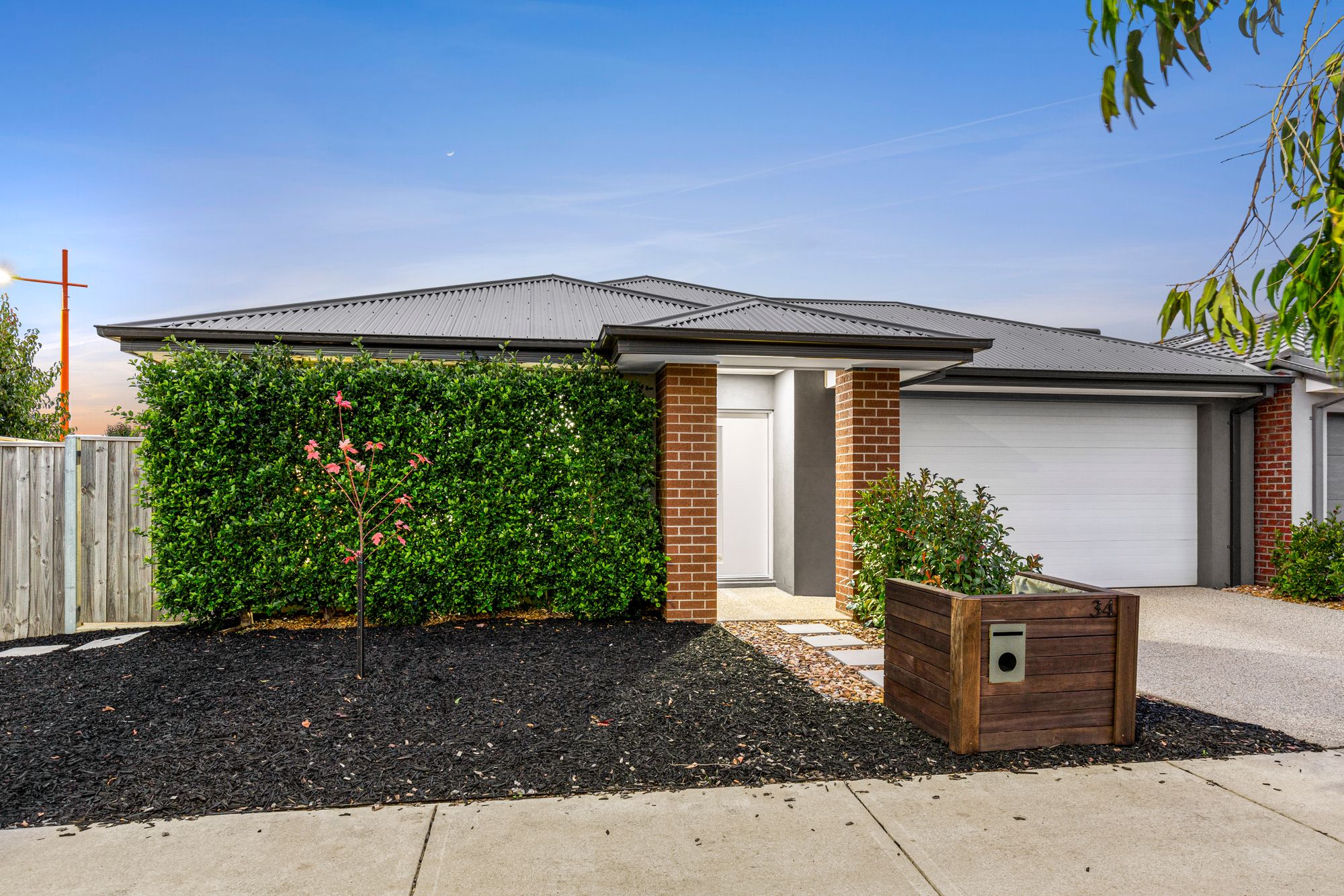 Listing image for 34 Tutor Street, MOUNT DUNEED  VIC  3217