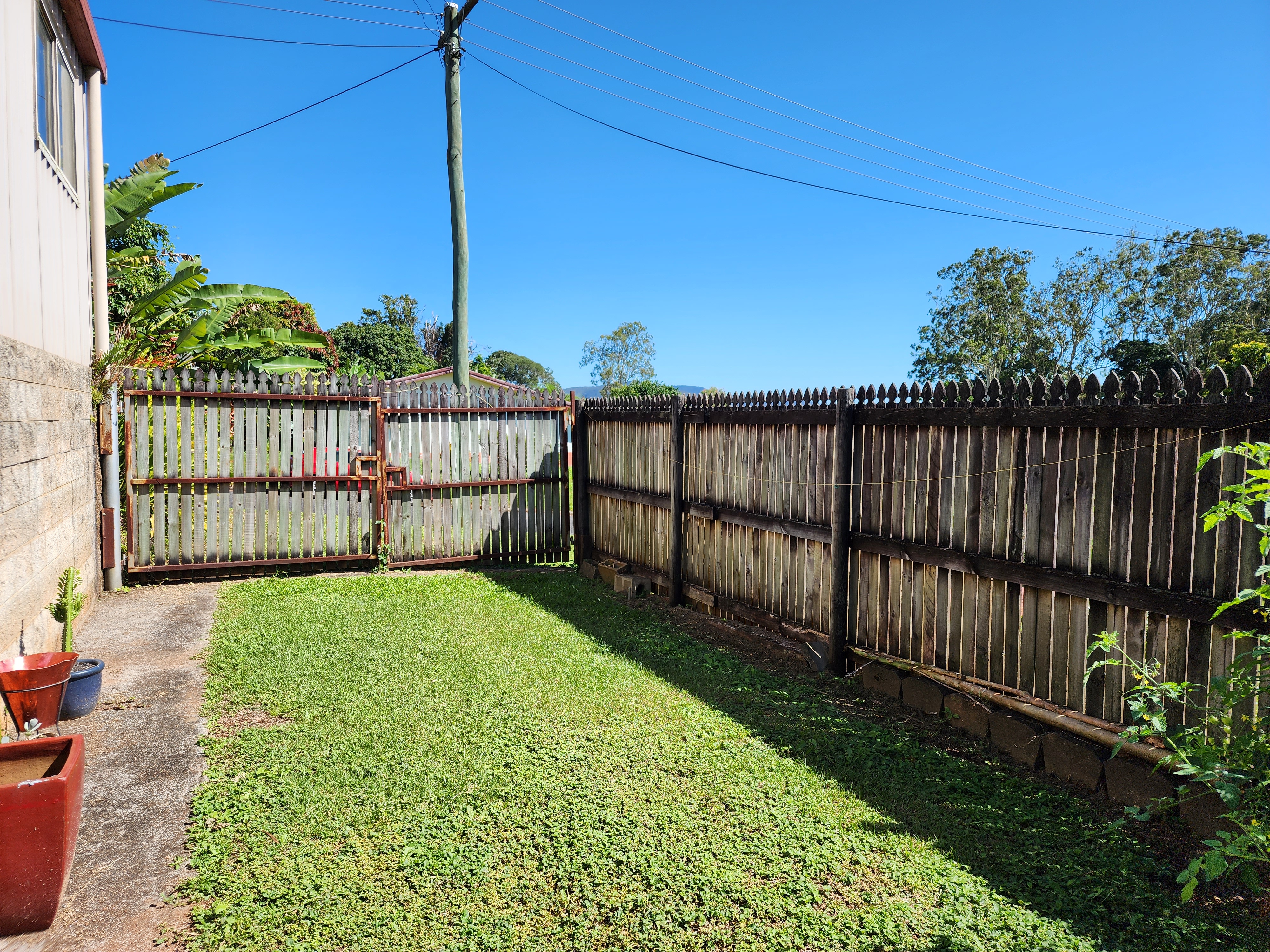 12-14 Putt Street, Atherton