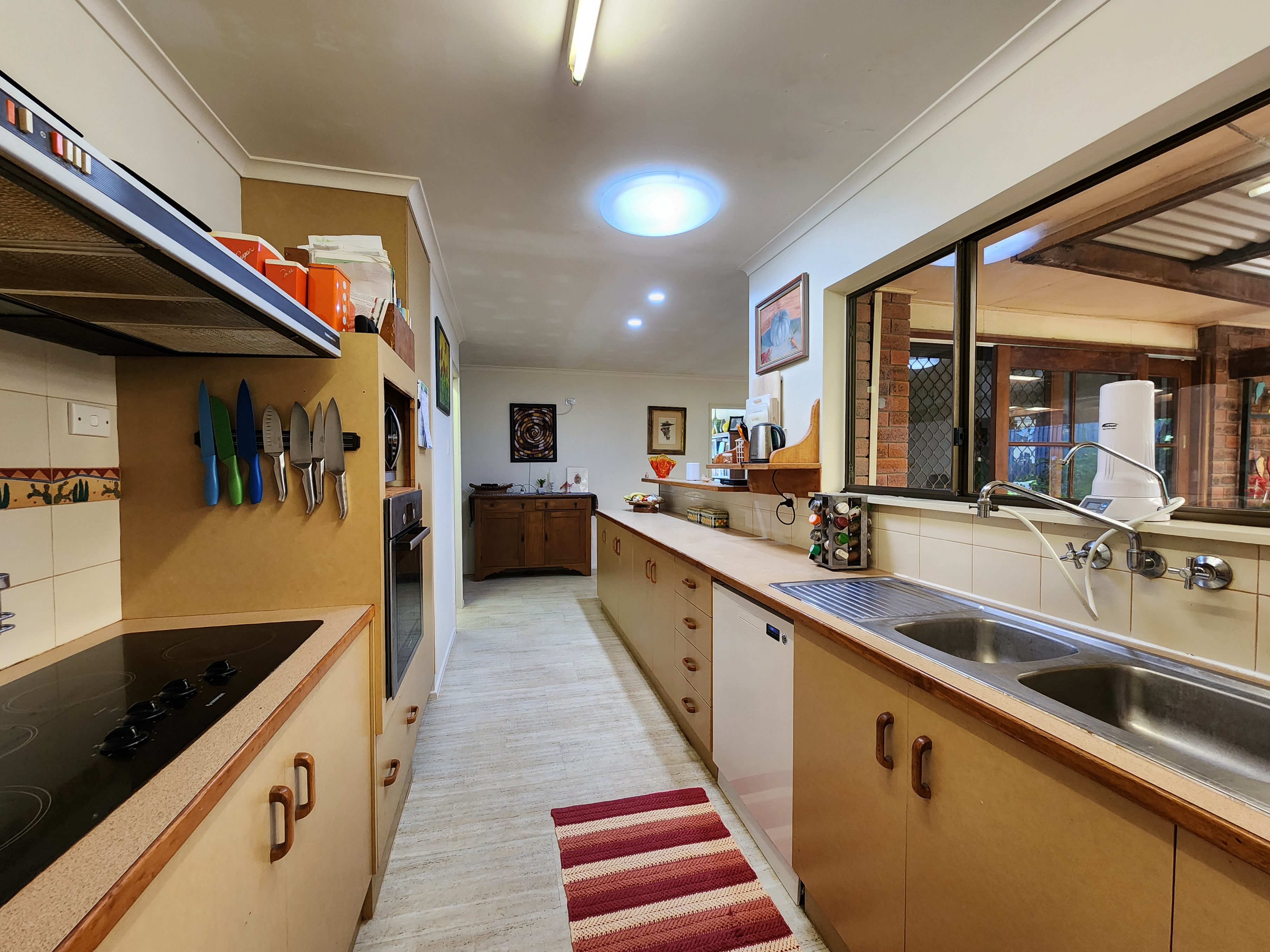 12-14 Putt Street, Atherton