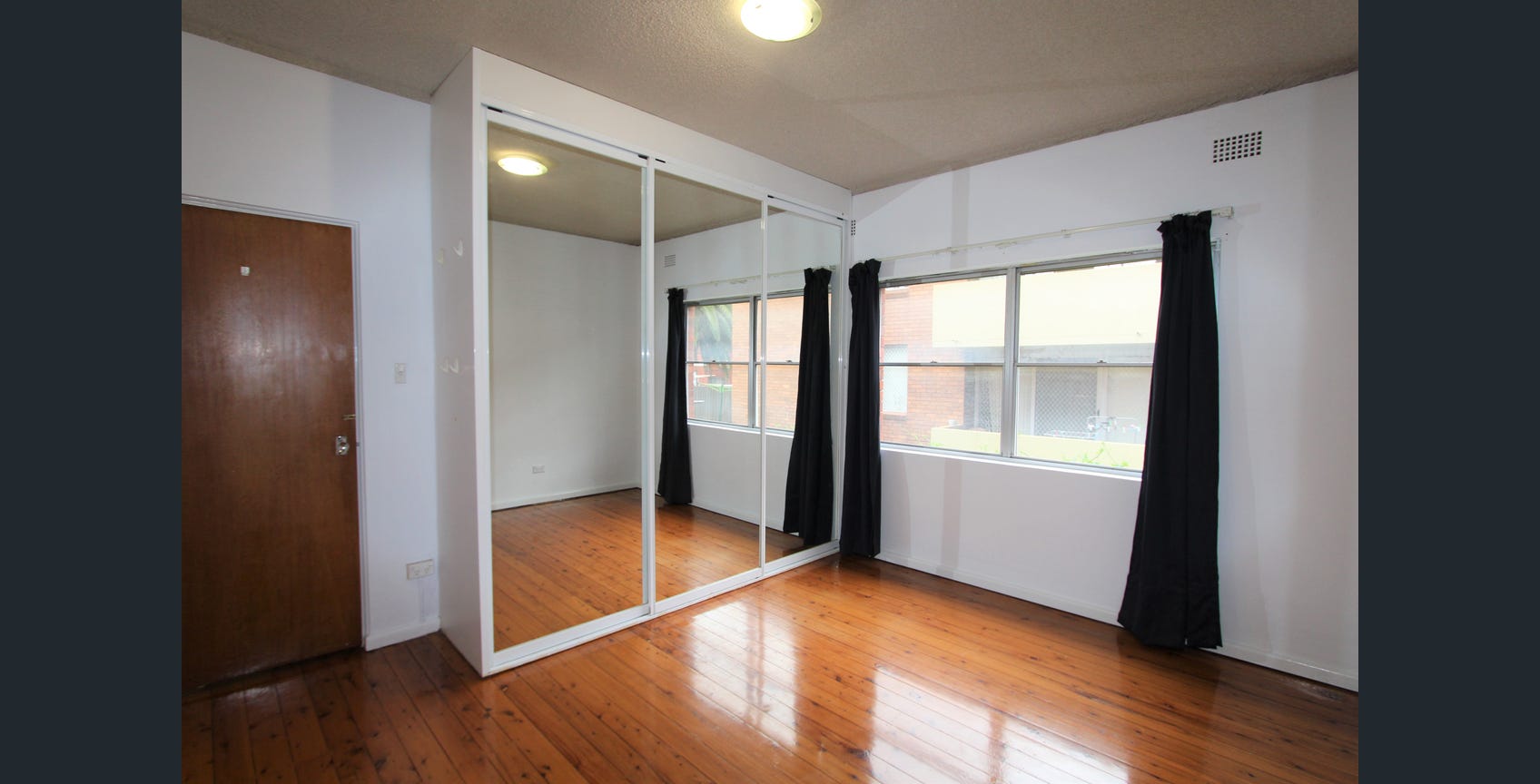 3 / 3 Ball Avenue, Eastwood