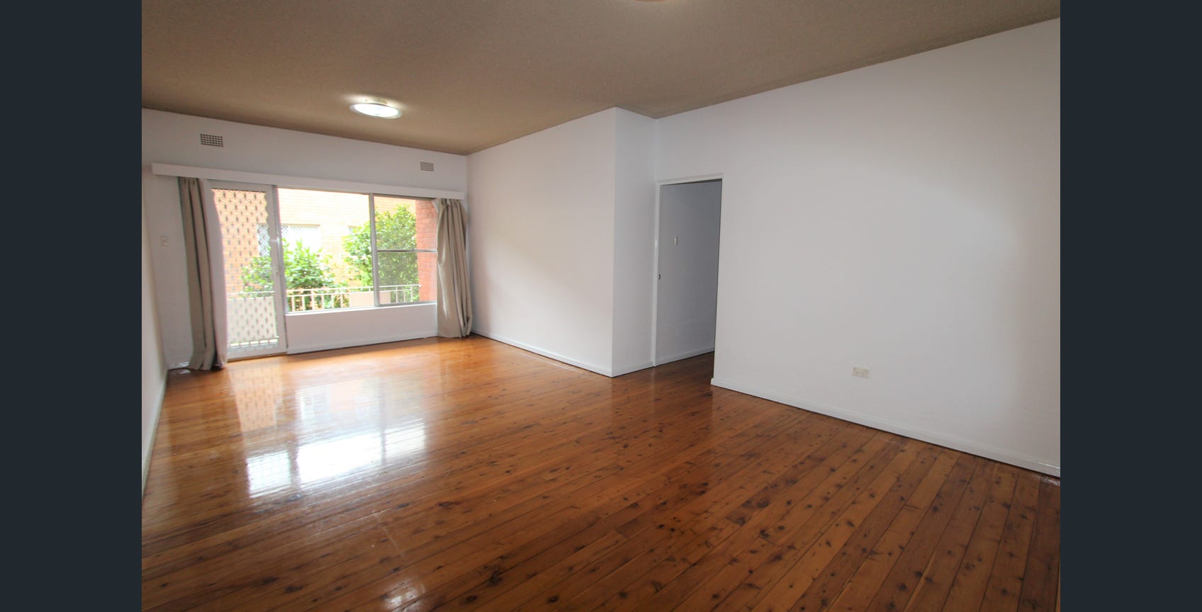 3 / 3 Ball Avenue, Eastwood