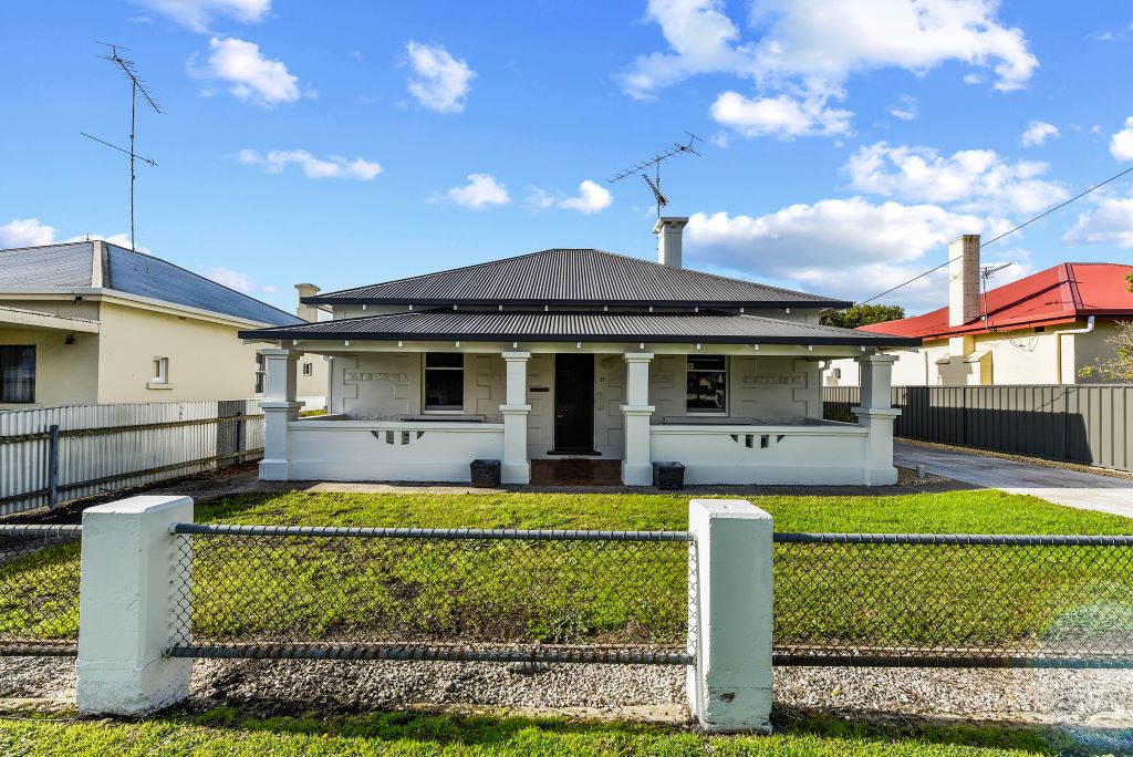 11 Wilson Street, Mount Gambier