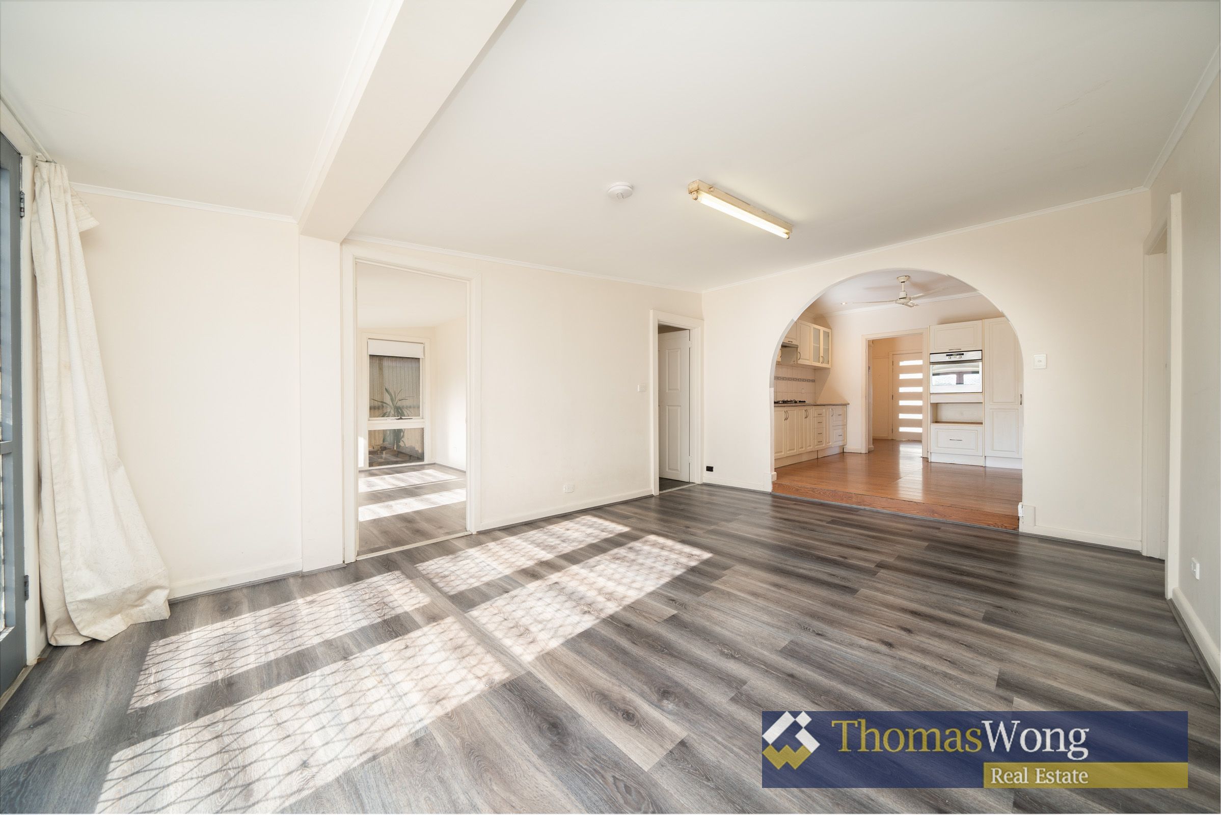 1401 North Road, Oakleigh East