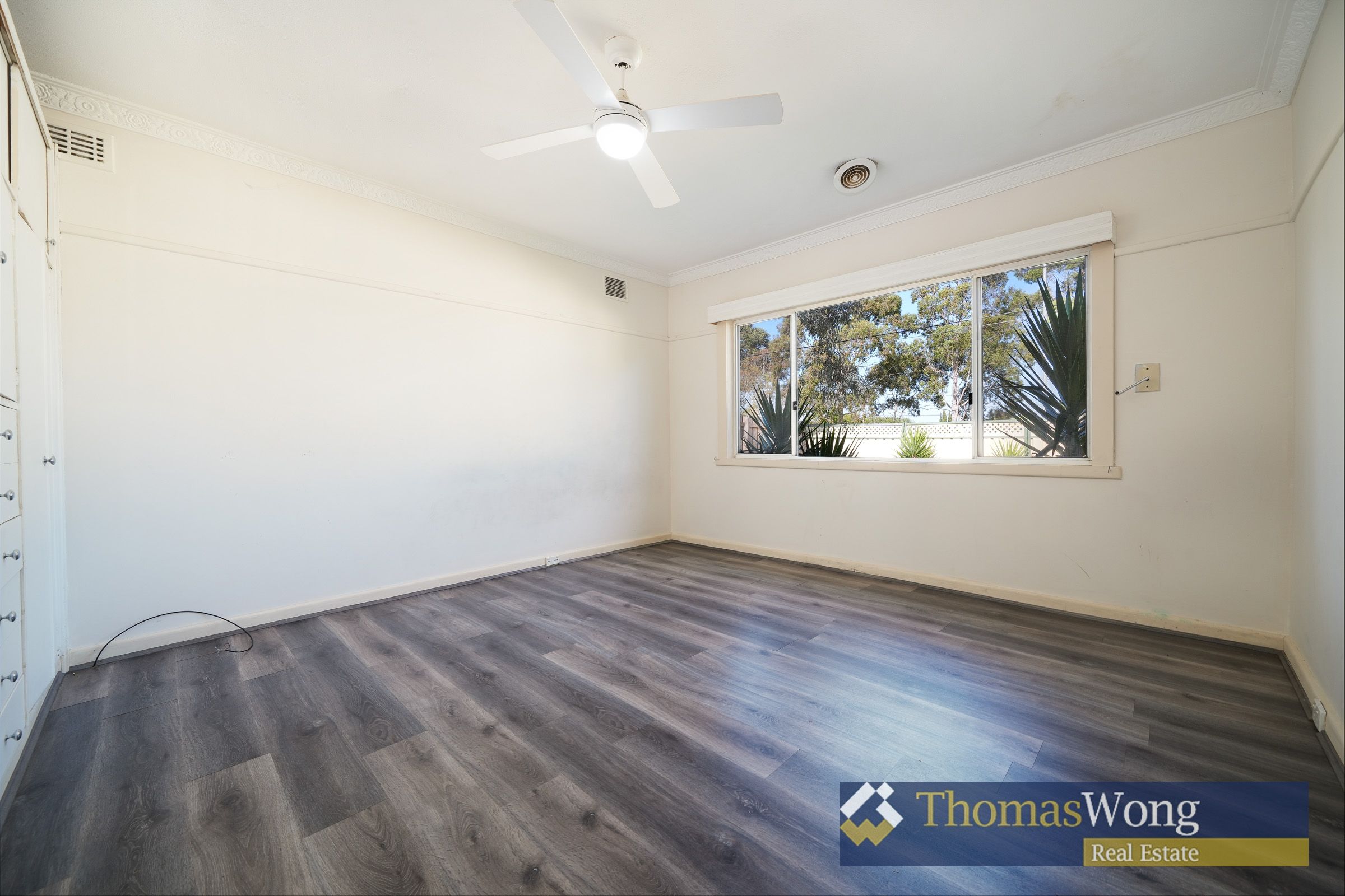 1401 North Road, Oakleigh East