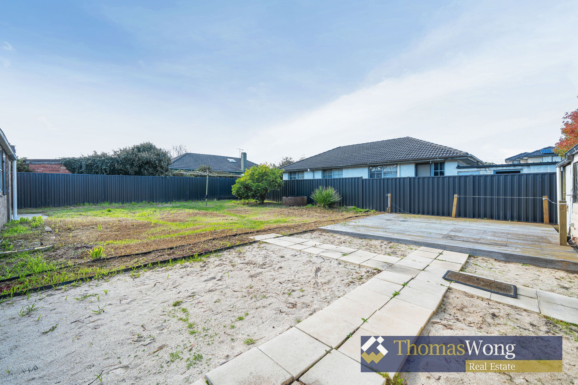 1401 North Road, Oakleigh East