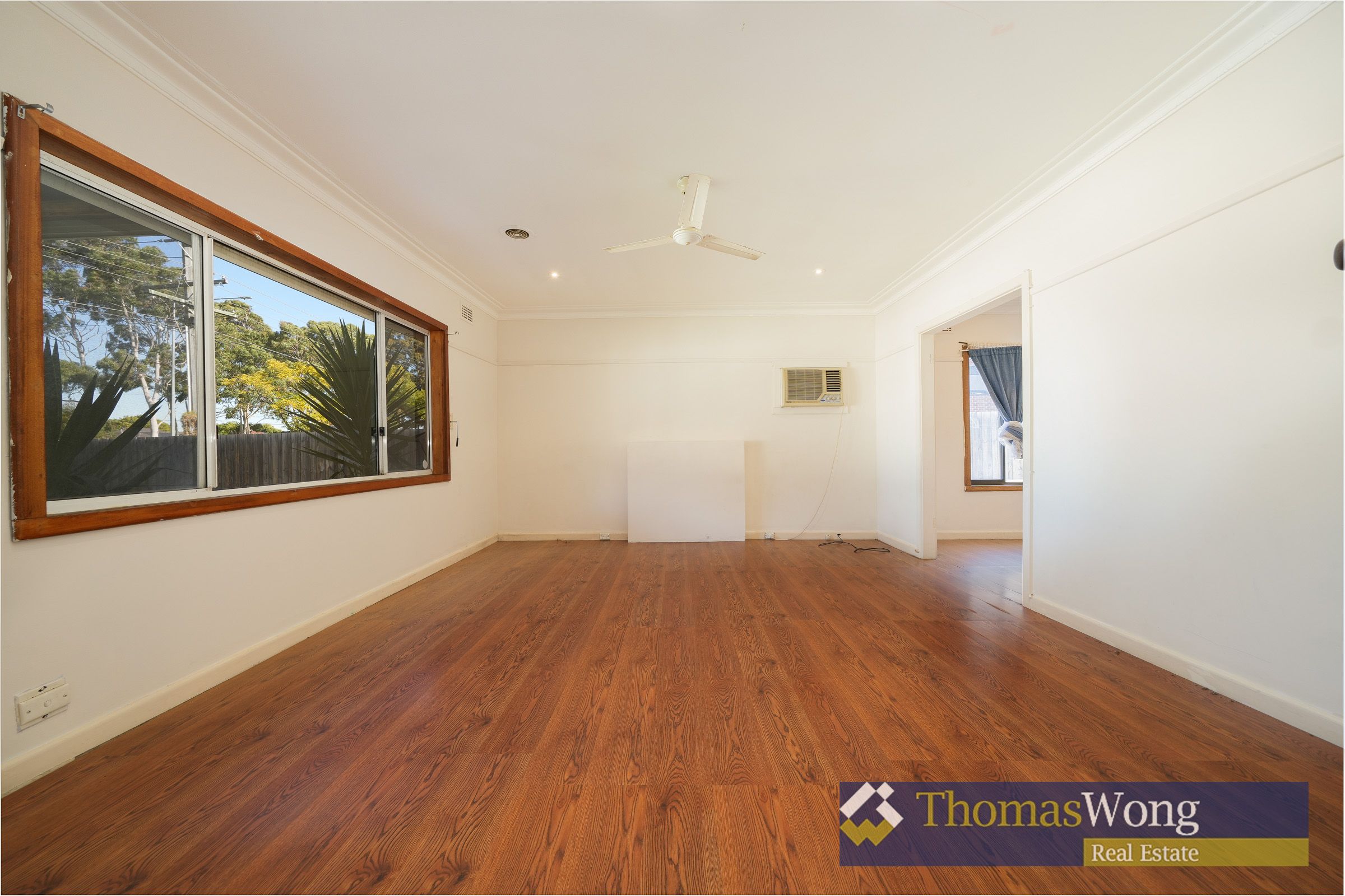 1401 North Road, Oakleigh East