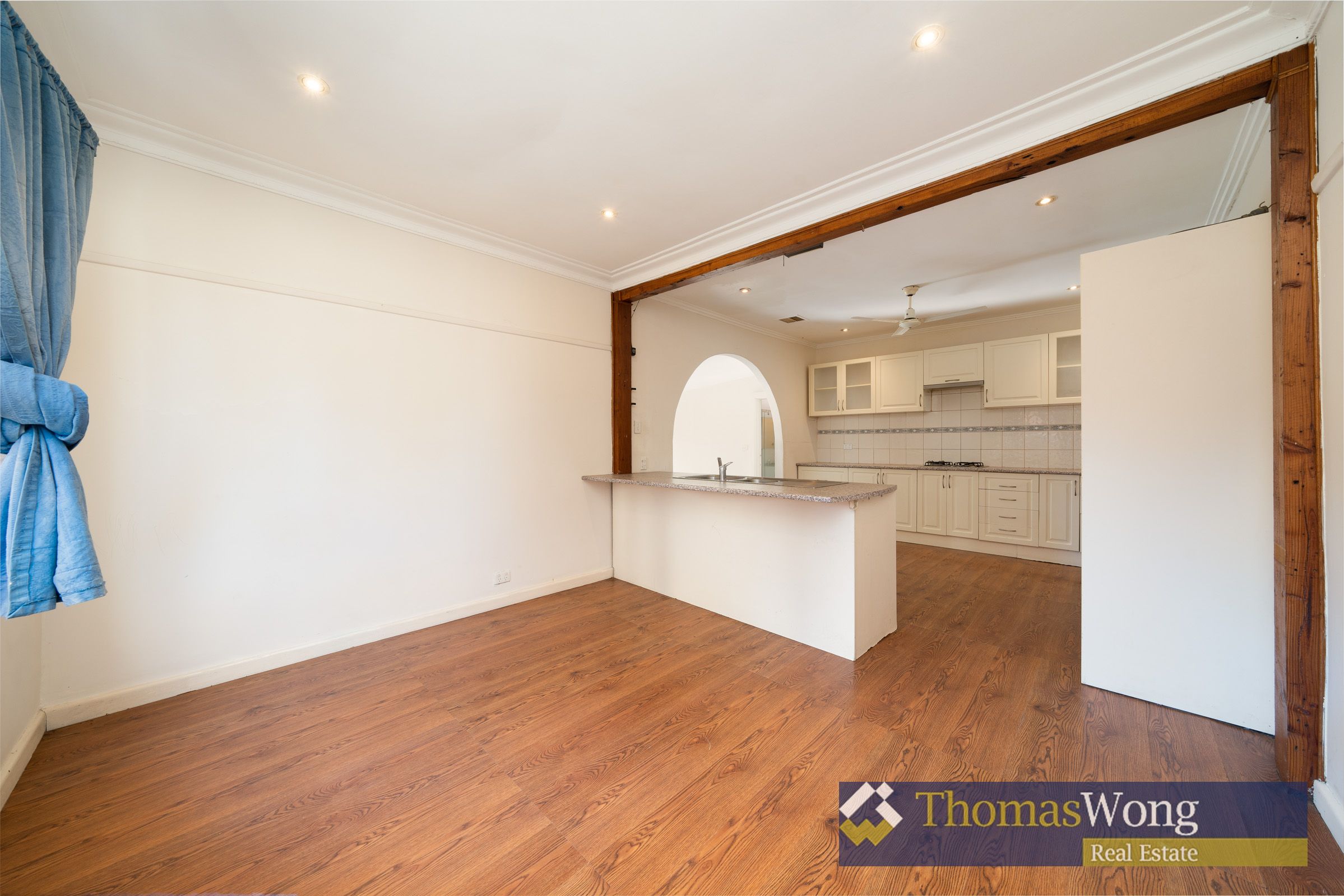 1401 North Road, Oakleigh East