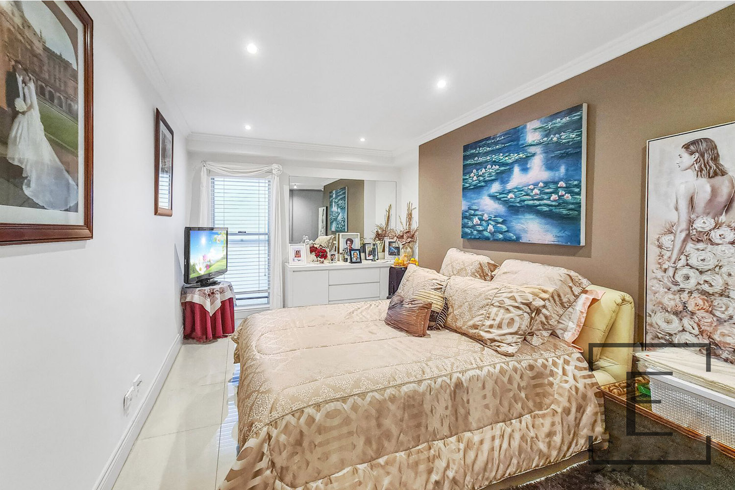 1 / 10 Walton Crescent, Abbotsford