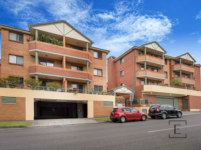 24 / 54-58 Amy Street, Regents Park