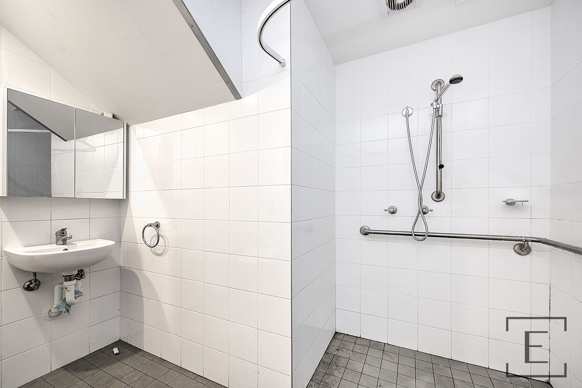 372 Guildford Road, Guildford