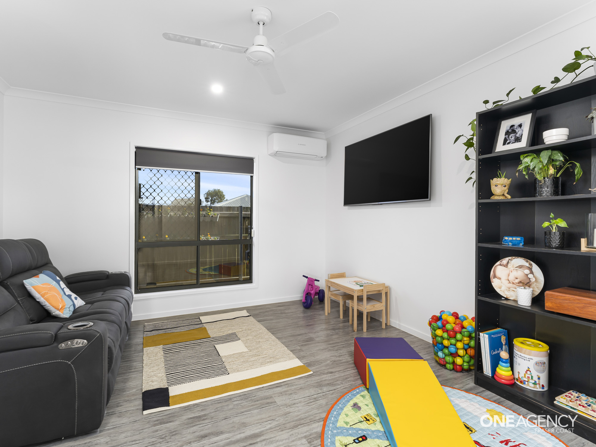 11 Sailaway Circuit, Eli Waters