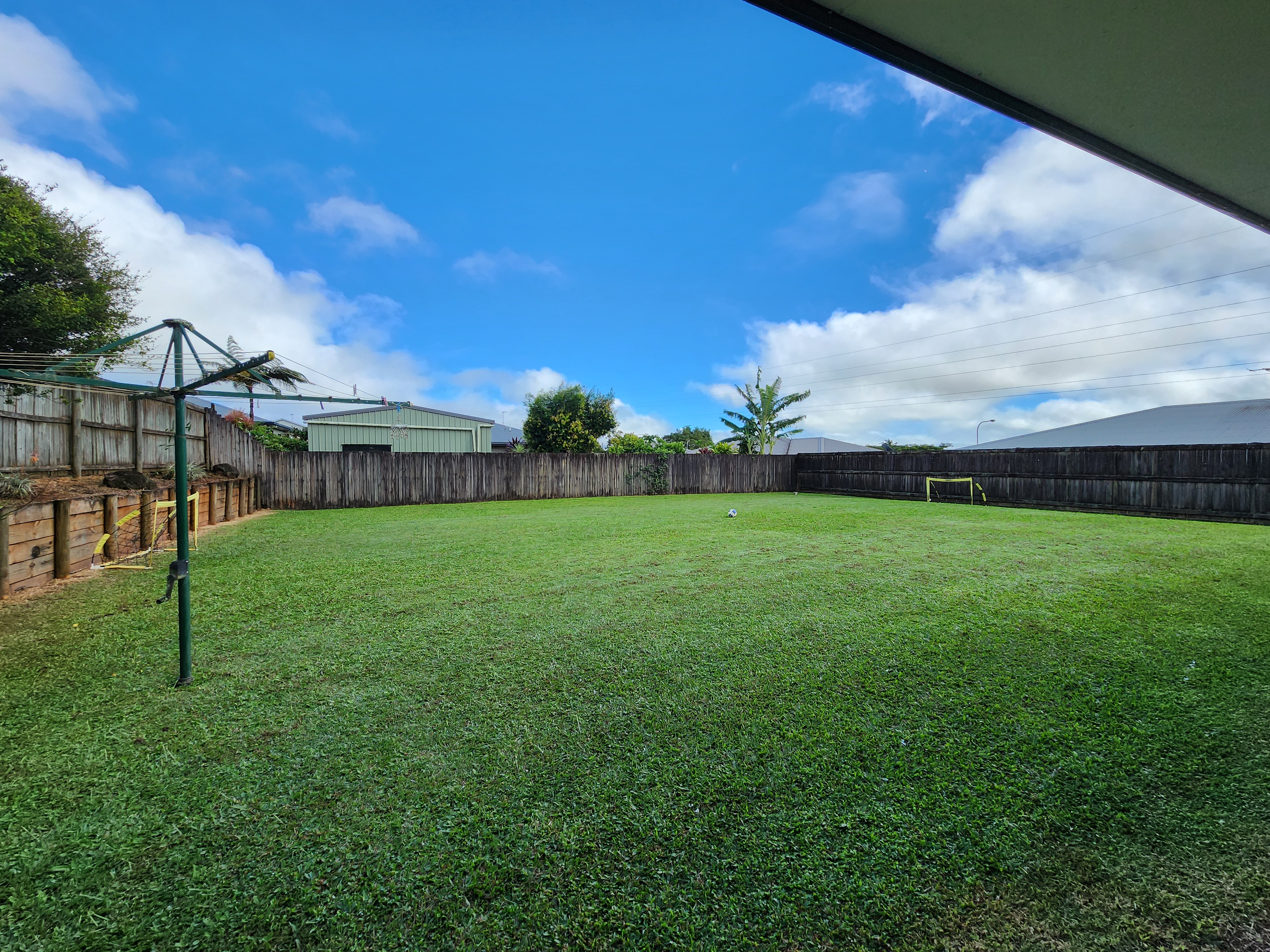 38 Neal Street, Atherton