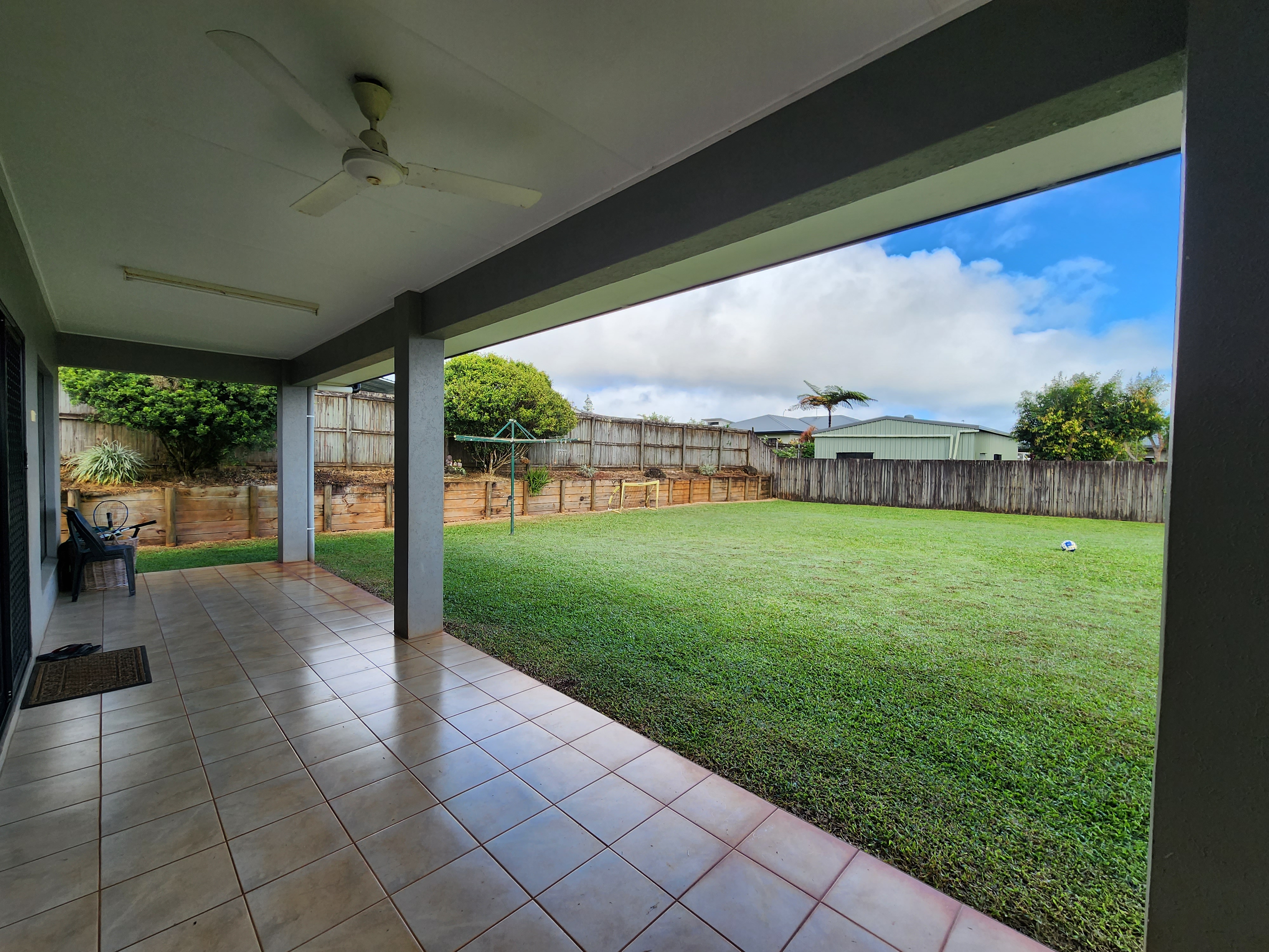 38 Neal Street, Atherton